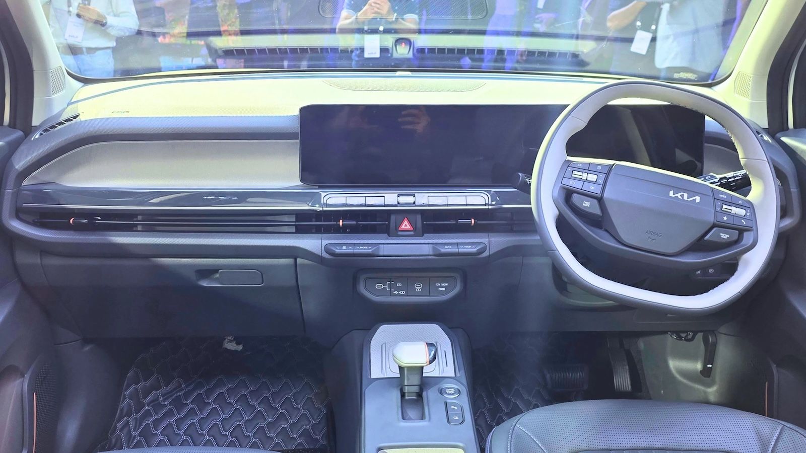 Νέο Kia Syros Concept, που δεν κινείται μόνο με βενζίνη, αλλά δεν έχει ρεύμα