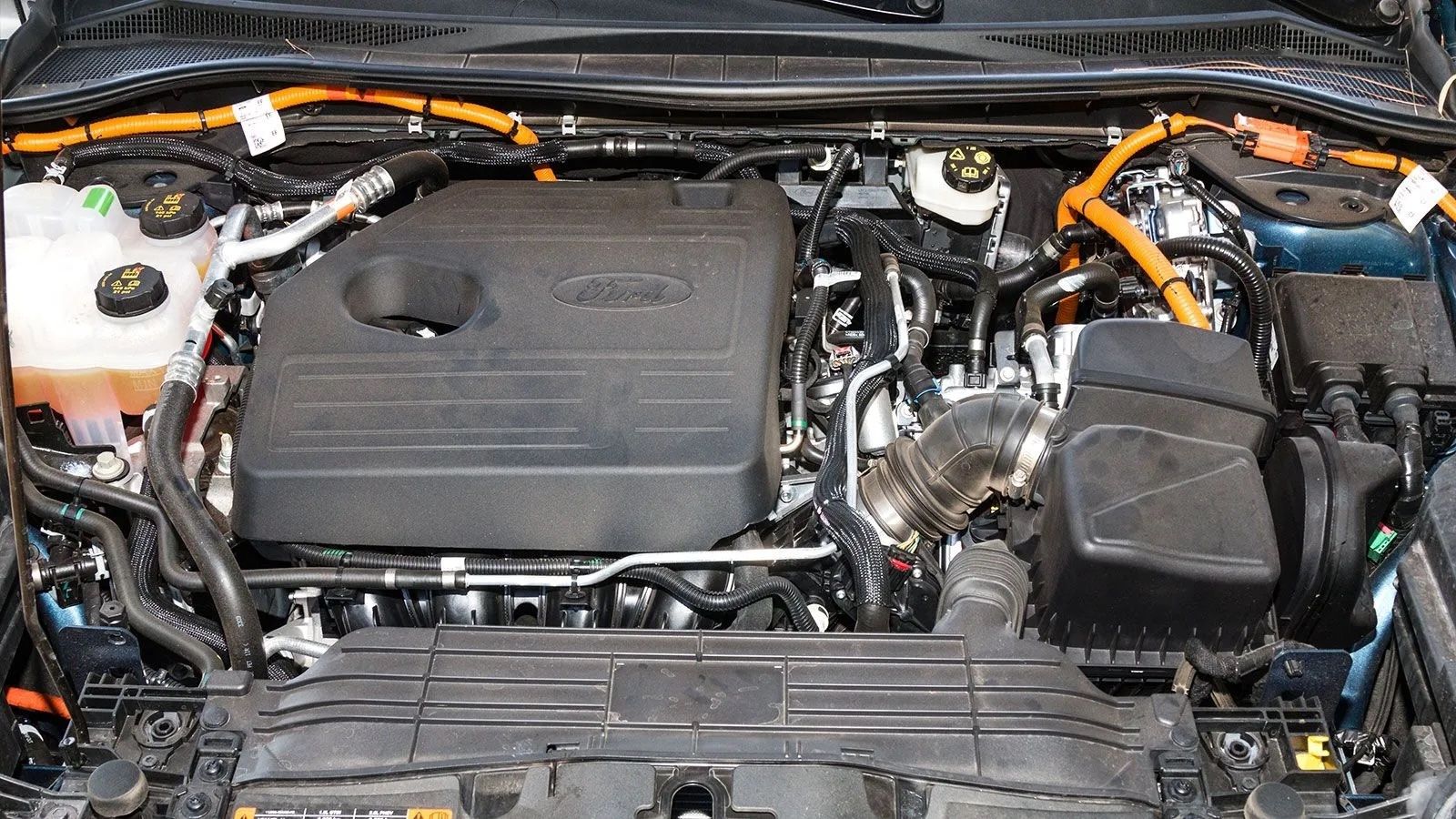Μεταχειρισμένο Ford Kuga (2020-2024): Αξίζει το PHEV των 225 PS;