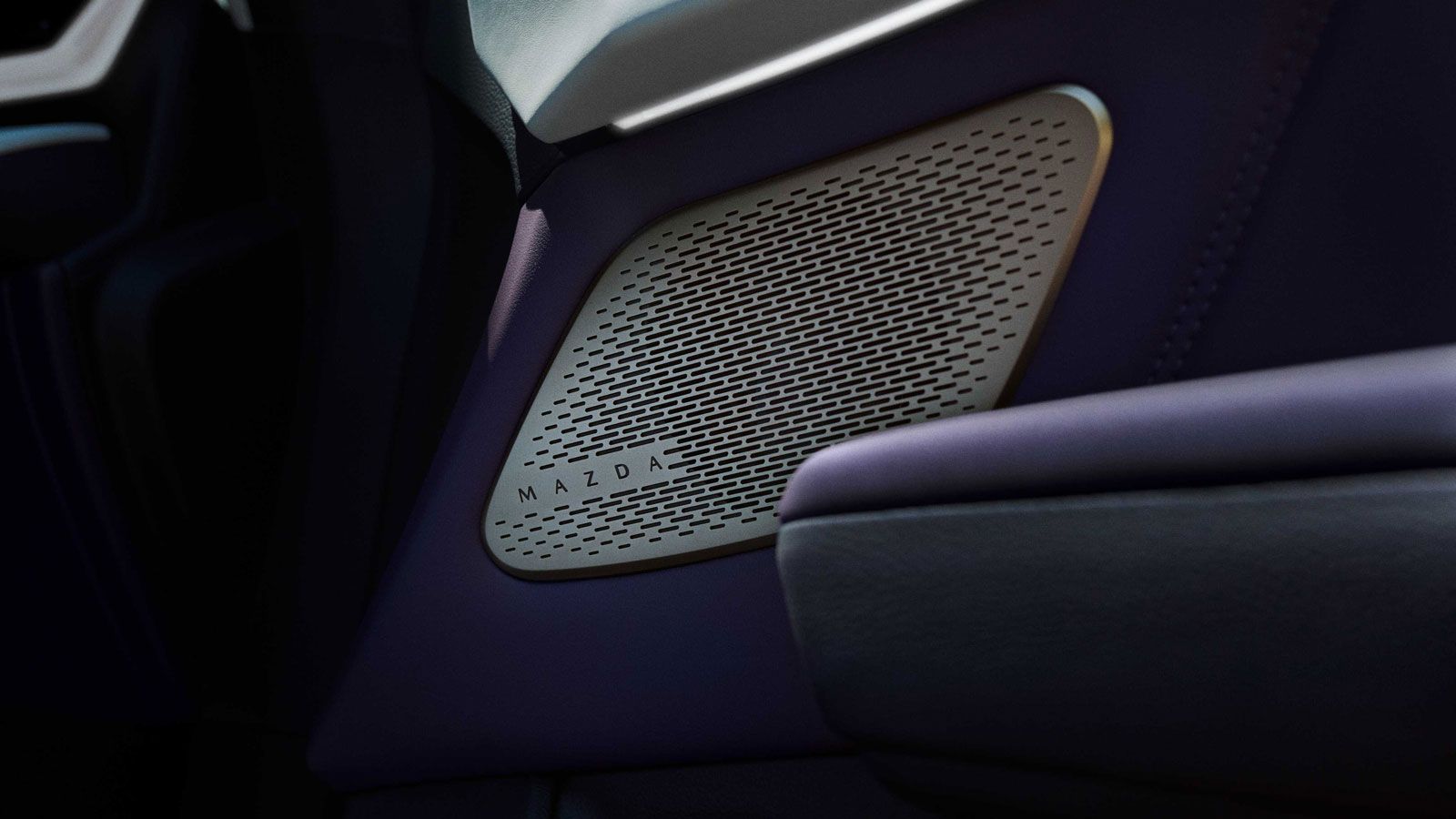 Νέο ηλεκτρικό Mazda CX-6e: Στην Ελλάδα με τιμή από 42.850 ευρώ