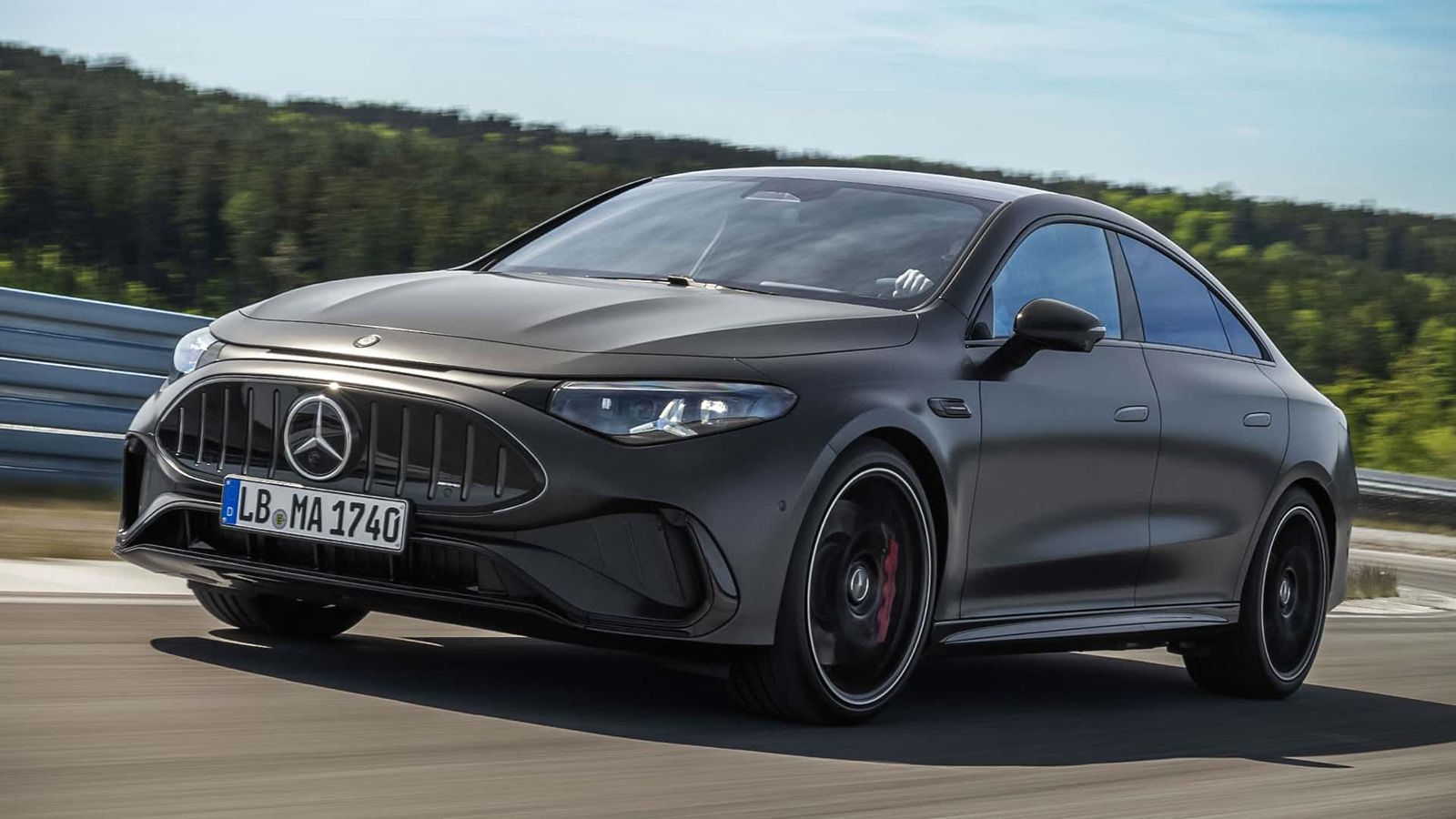 Νέα Mercedes-AMG CLA 45: Με 680 ίππους και επιδόσεις υπεραυτοκινήτου