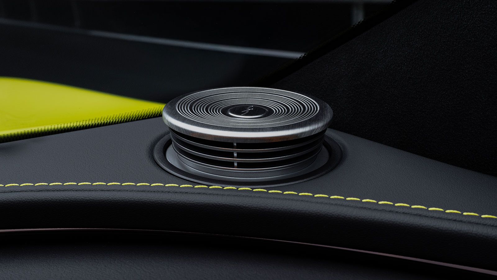 Νέα Mercedes-AMG GT: Αποχαιρετά τον V8 και γίνεται ηλεκτρική