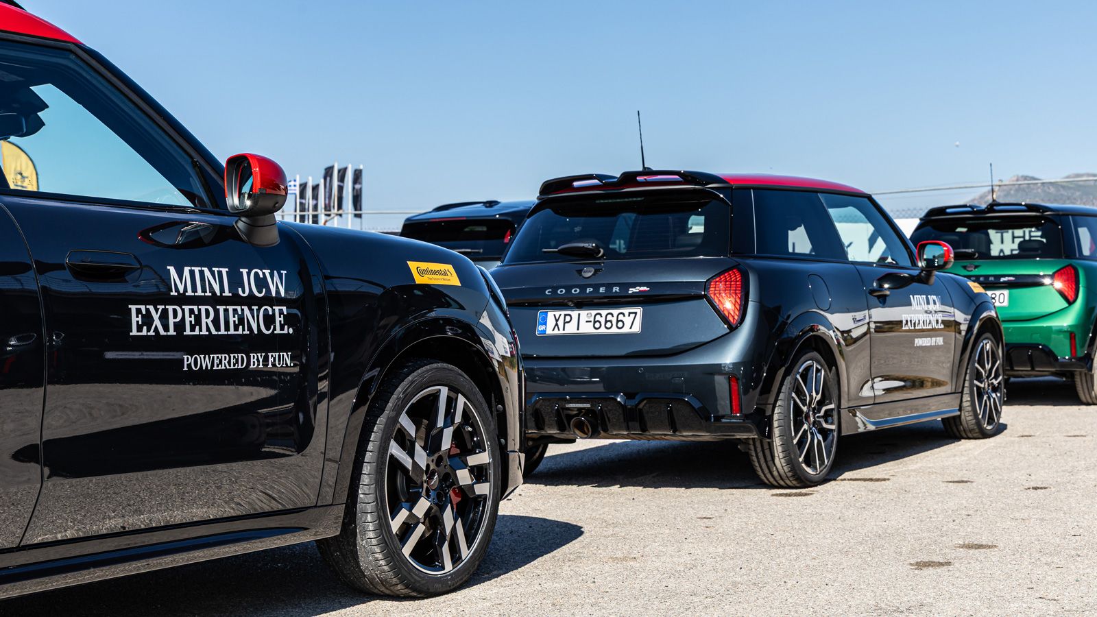 Οδηγούμε όλα τα MINI JCW στην πίστα των Μεγάρων