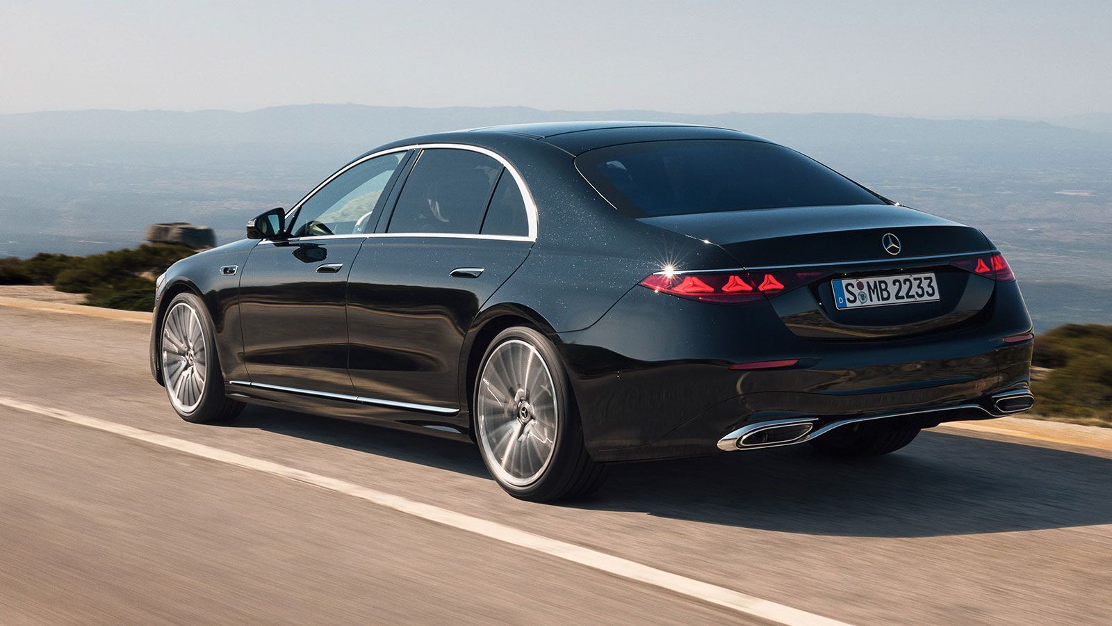 Ανανεωμένη Mercedes S-Class - Βελτιωμένη σε κάθε λεπτομέρεια (video)