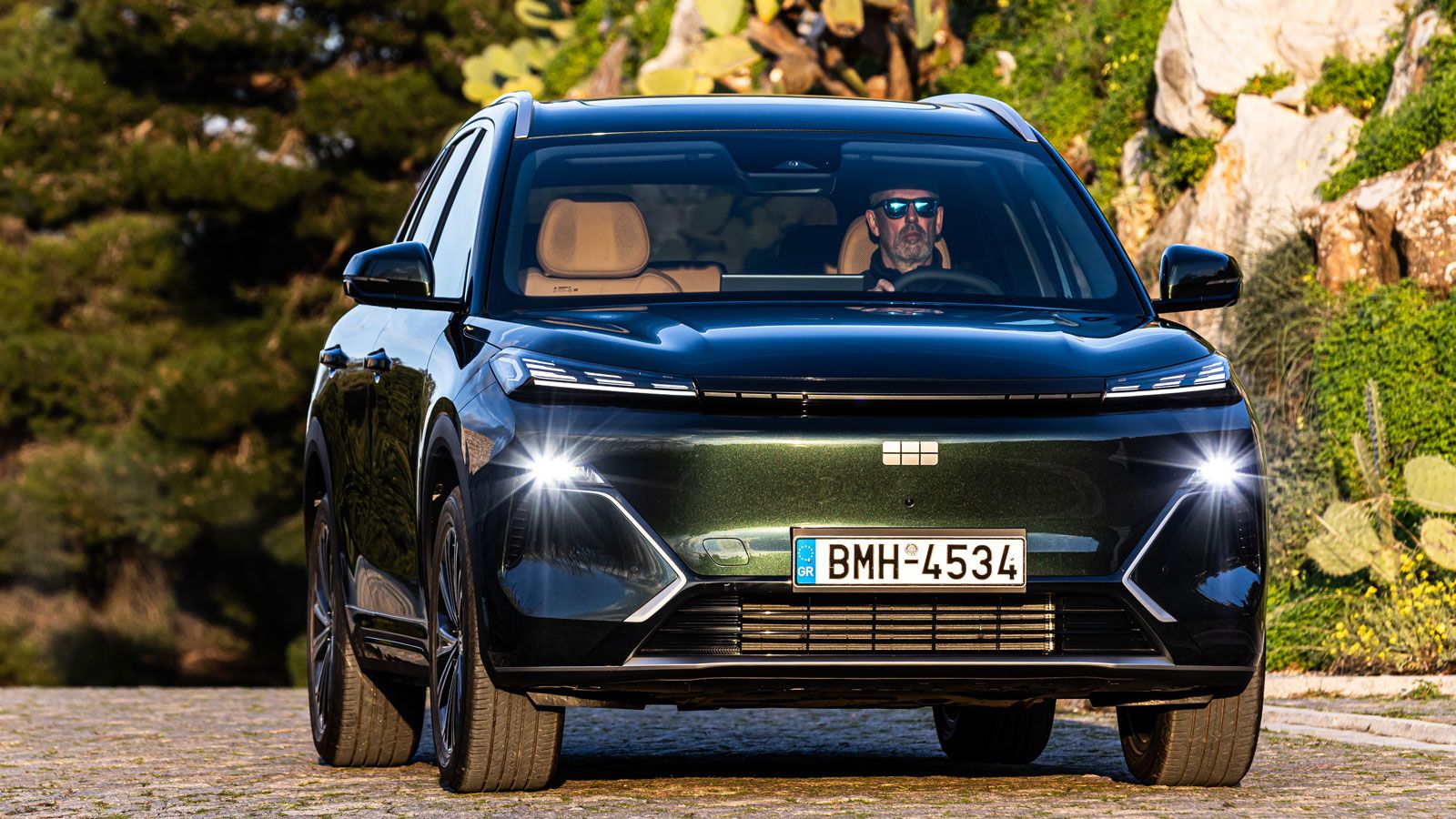 Οδηγούμε στην Ελλάδα το νέο Plug-in υβριδικό Geely Starray EM-i