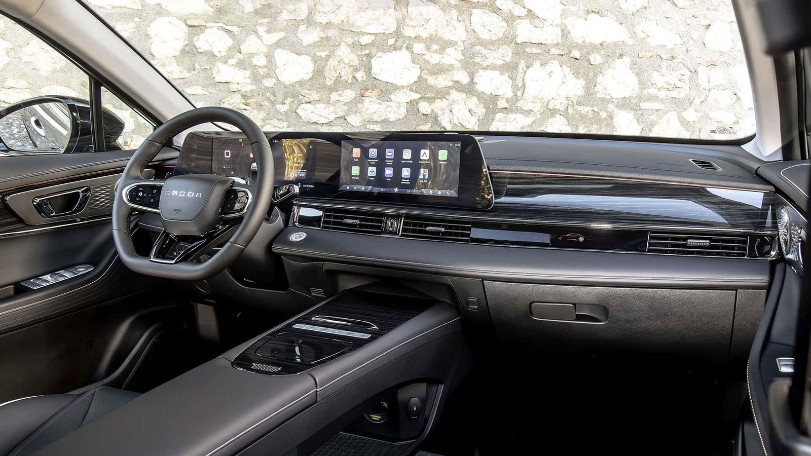 Το full hybrid Omoda 5 διασχίζει 5 χώρες στην Ευρώπη με ένα γέμισμα