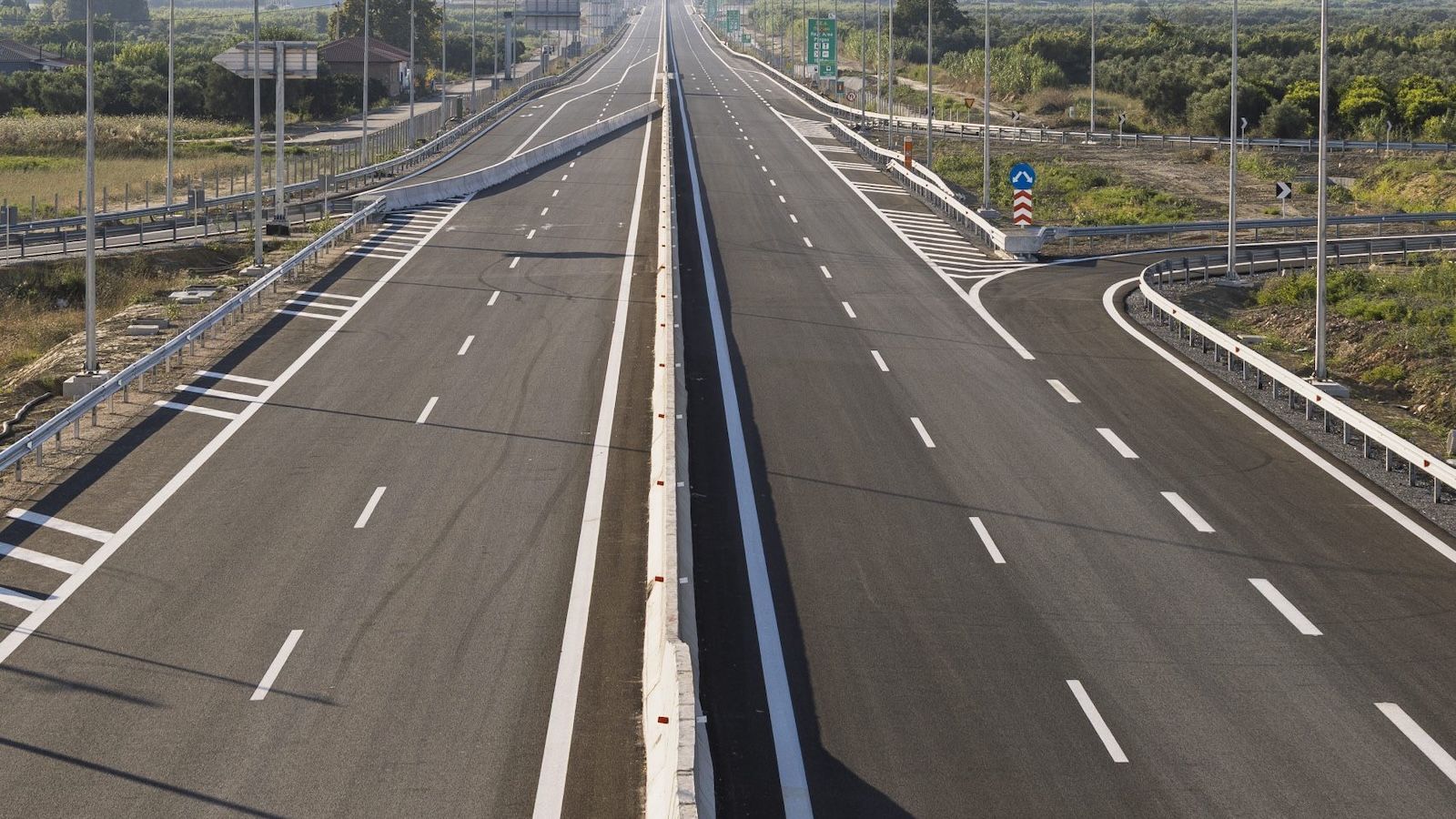 Απαγόρευση κυκλοφορίας βαρέων οχημάτων στο παράπλευρο δίκτυο του άξονα Πάτρα - Πύργος