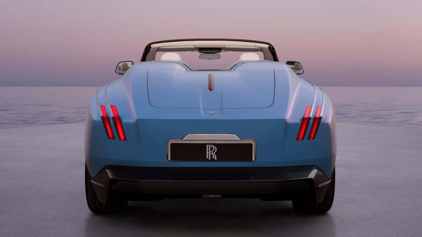Αυτή η Rolls-Royce έχει τιμή από 8 εκατ. ευρώ αλλά μόνο στα... χαρτιά