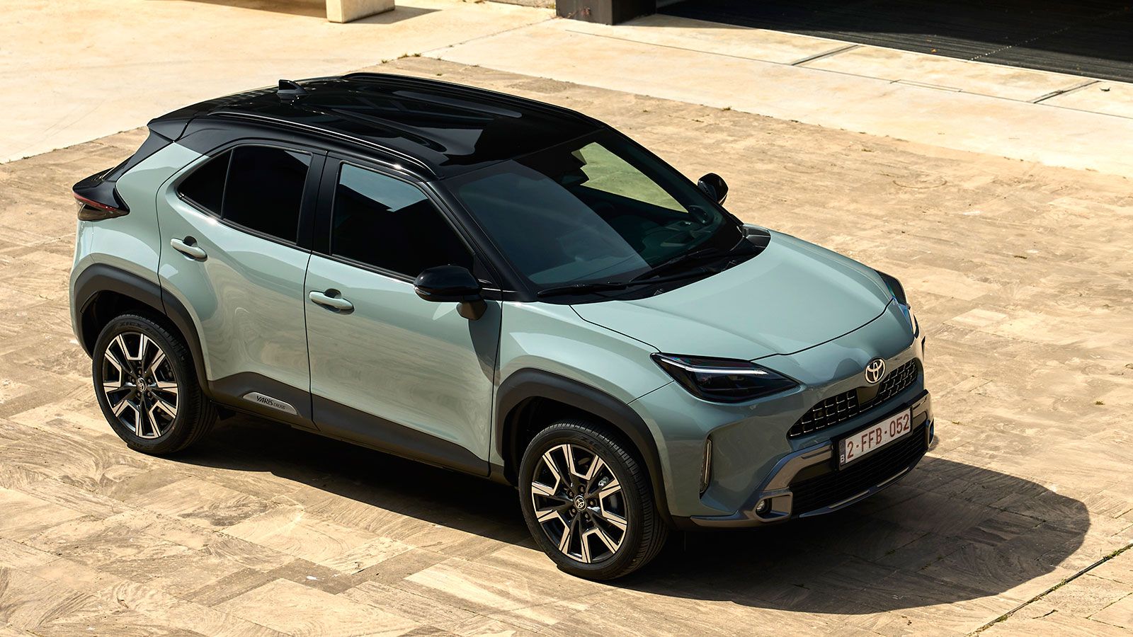 Το Toyota Yaris Cross είναι το best seller αυτοκίνητο της αγοράς και εκτός της έκδοσης των 116 ίππων, προσφέρεται και με το ισχυρότερο υβριδικό σύστημ