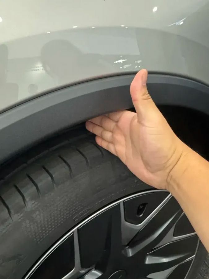 Πρόβλημα στην πίσω ανάρτηση του Tesla Model Y L στην Κίνα αναφέρουν πολλοί ιδιοκτήτες 
