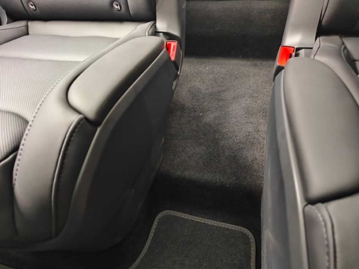 Tesla Model Y L: Το εξαθέσιο SUV έρχεται στην Ευρώπη το 2026