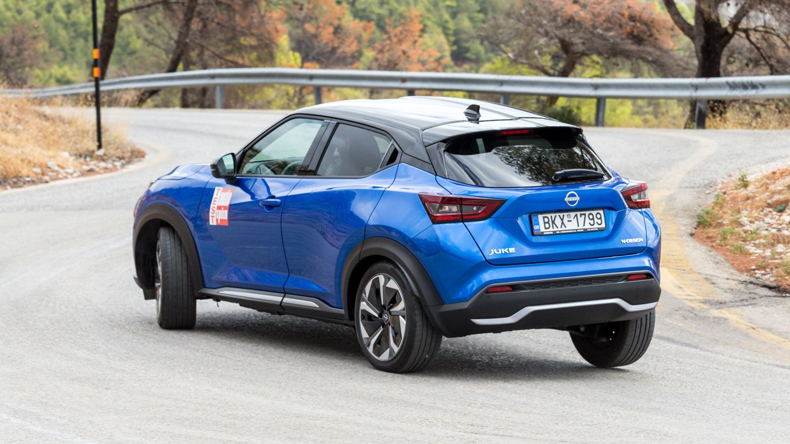 To Nissan Juke είναι από τα μικρά SUV που διακρίνονται για την ευχάριστη αίσθηση και την οδηγοκεντρική προσέγγιση.