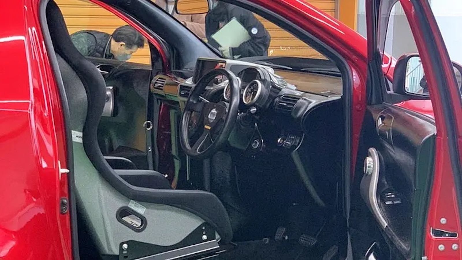 Toyota iQ «Yaris Jr»: Ένας «δαίμονας» 211 ίππων με καρδιά Kawasaki Ninja