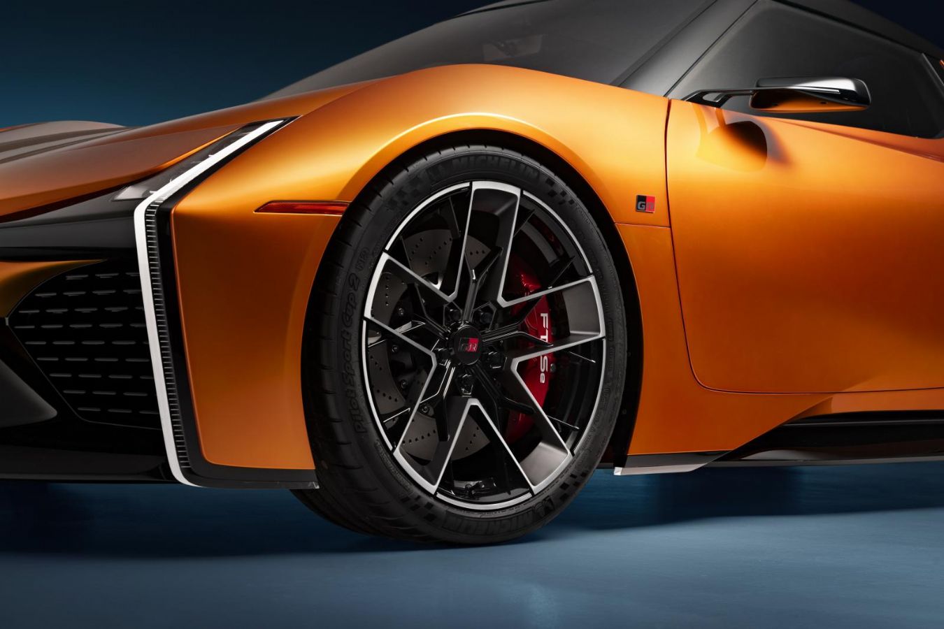 Η Toyota επαναφέρει το MR2: Κεντρομήχανο και τετρακίνητο