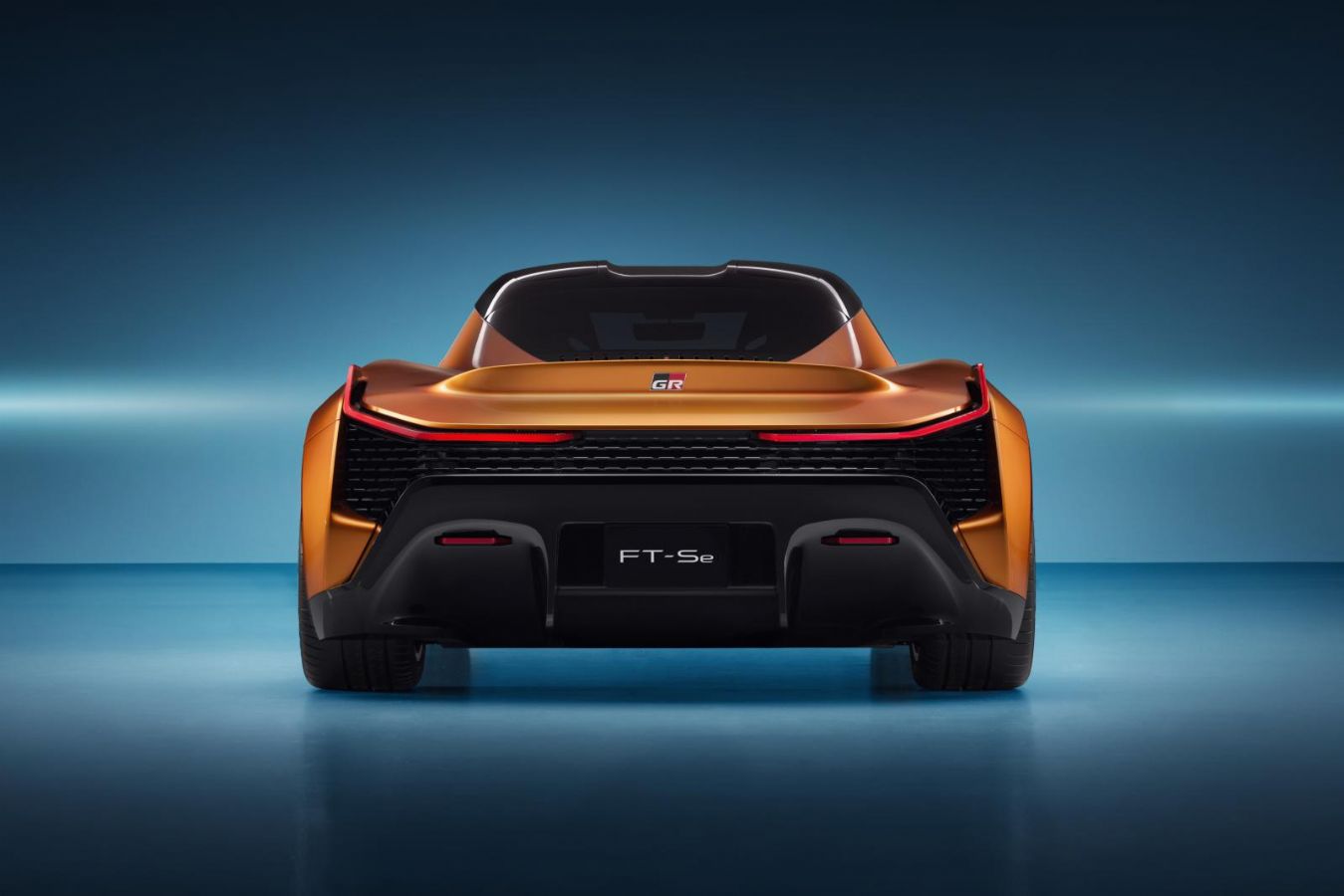 Η Toyota επαναφέρει το MR2: Κεντρομήχανο και τετρακίνητο
