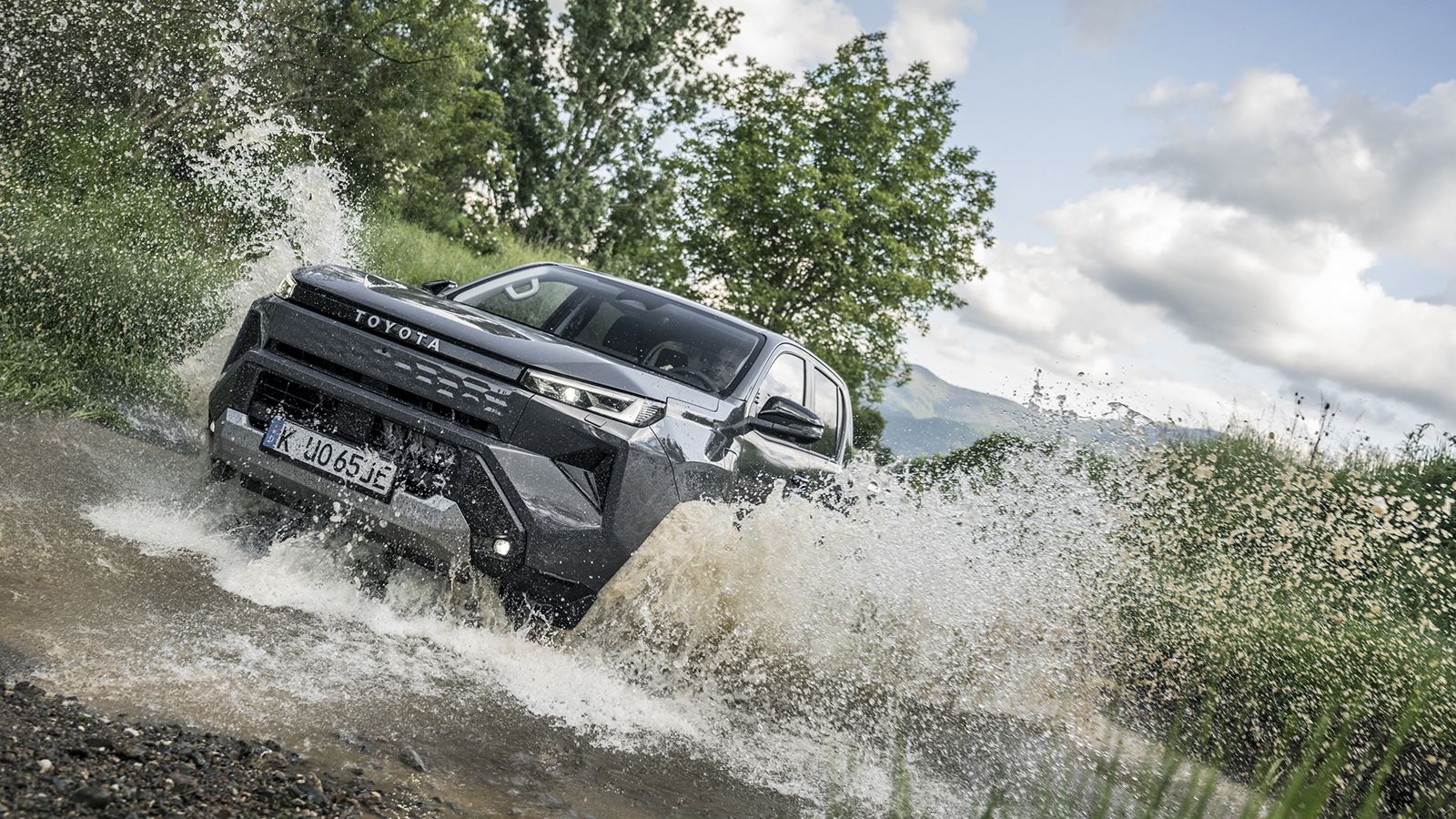 Toyota Hilux: ������, �������� ��� ������� �������
