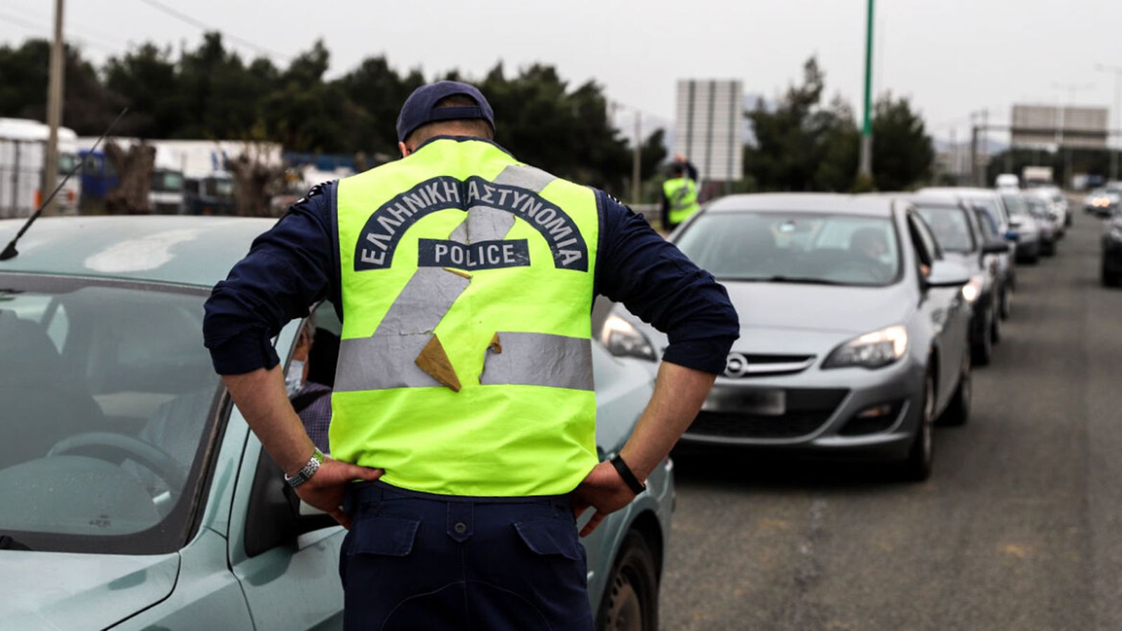 Καθαρά Δευτέρα: Πάνω από 16.000 παραβάσεις του ΚΟΚ