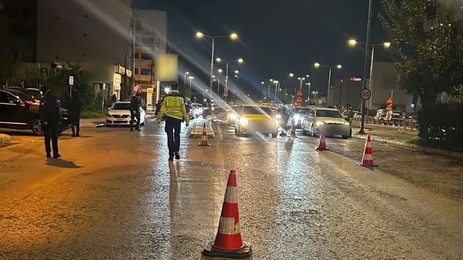 Η αυστηροποίηση των ελέγχων έχει εκτοξεύσει και τις πωλήσεις των φορητών αλκοτέστ. Πολλοί οδηγοί προμηθεύονται πλέον επαναφορτιζόμενες συσκευές (από 1