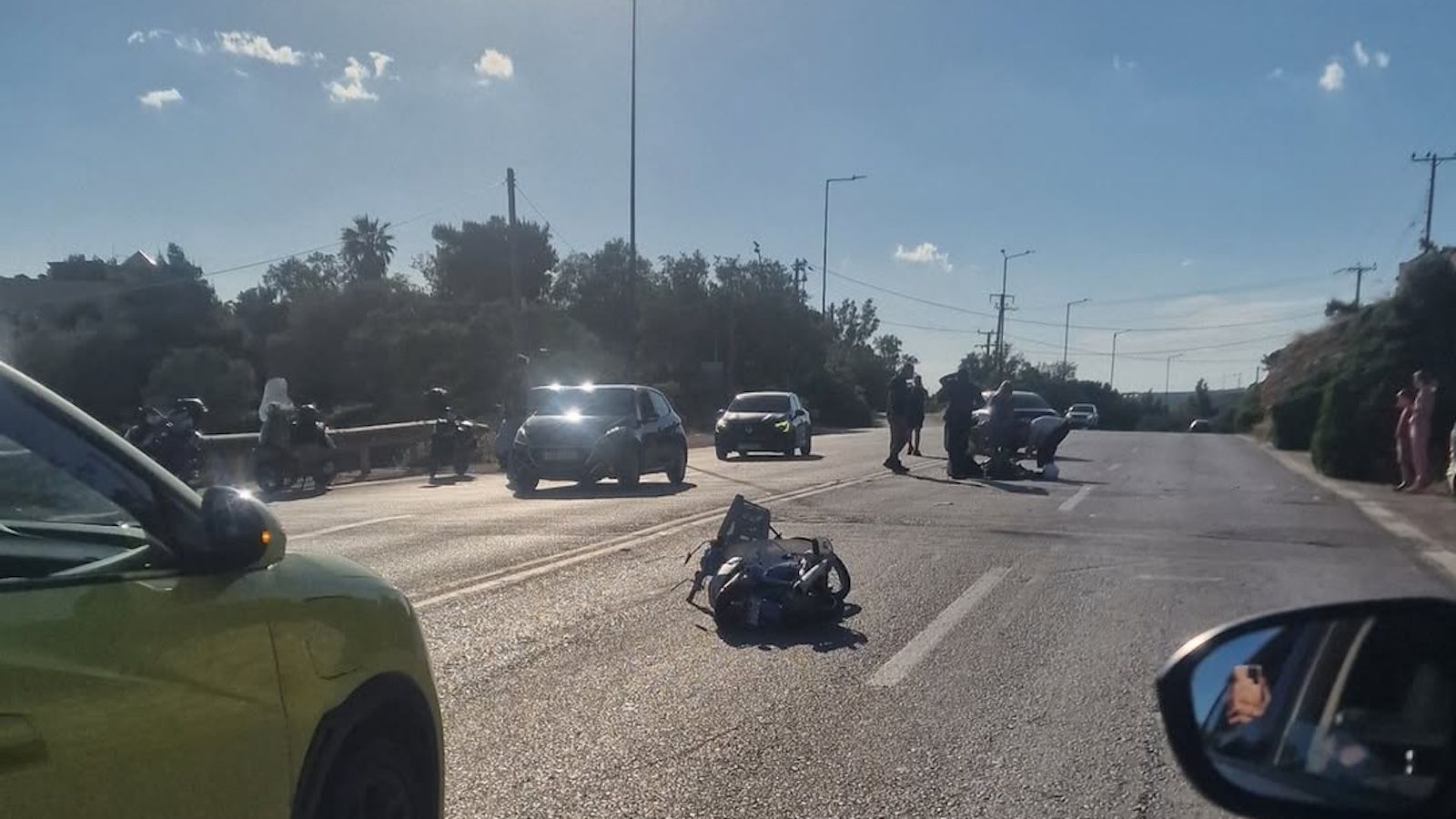 Το τρίτο τροχαίο ατύχημα μέσα σε μόλις τρία εικοσιτετράωρα, έρχεται να προστεθεί σε μια μαύρη λίστα συμβάντων στην ευρύτερη περιοχή στο Λαγονήσι.