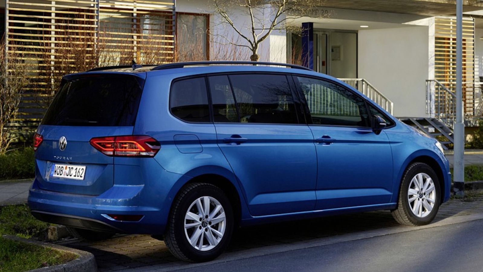 VW Touran: Ολοκληρώθηκε η παραγωγή του μετά από 23 χρόνια