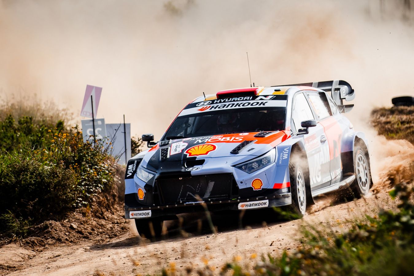 WRC Rally Πορτογαλίας 2026: Πρωτοπόρος ο Ogier -Άτυχος ο Solberg