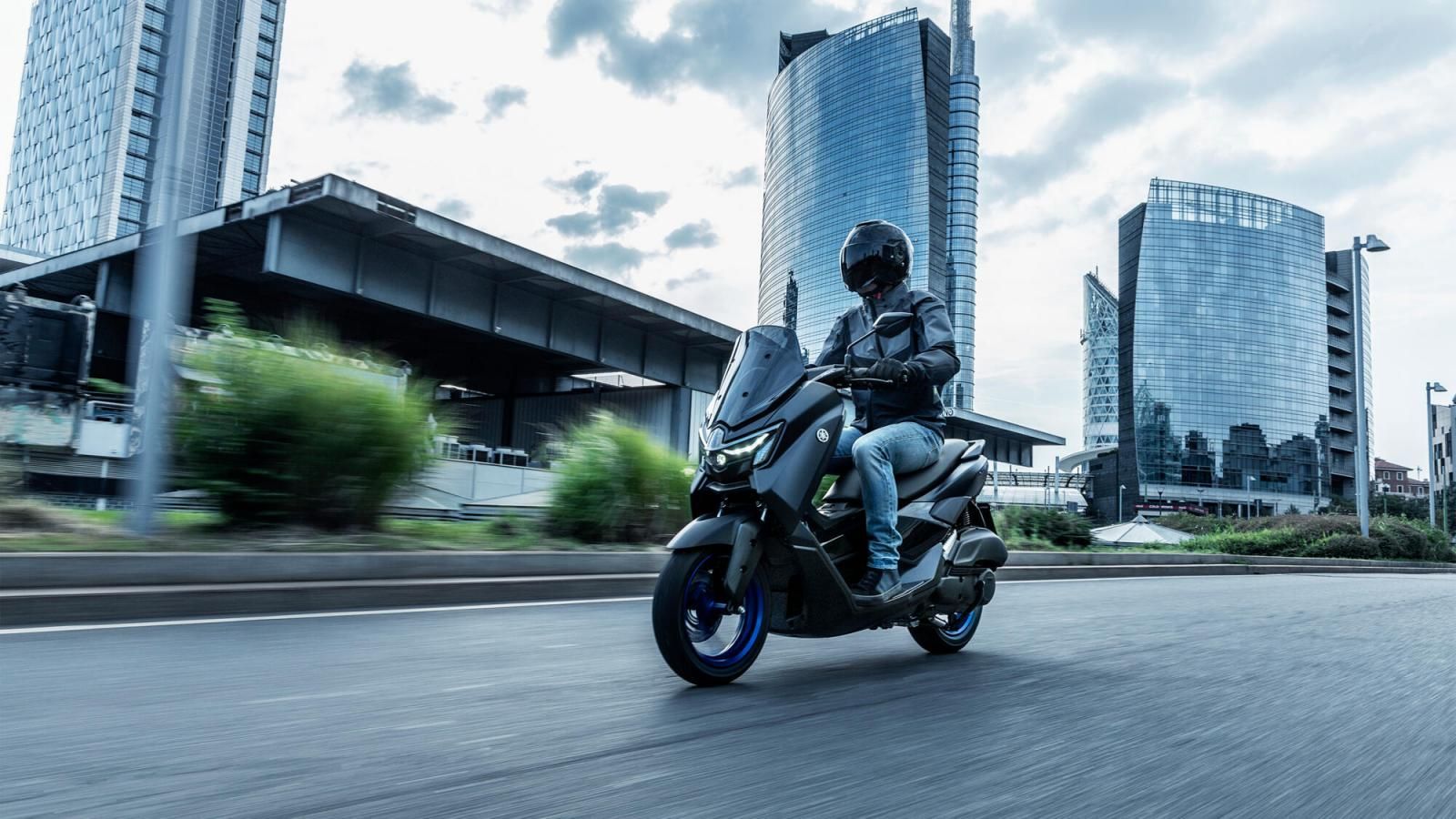 Nmax 125 - Το Best Seller scooter της Yamaha