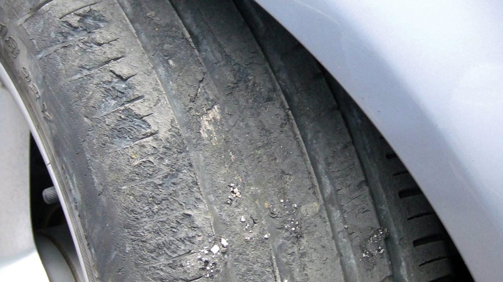 Ότι πρέπει να γνωρίζεται για τον έλεγχο και την αλλαγή των ελαστικών σας.