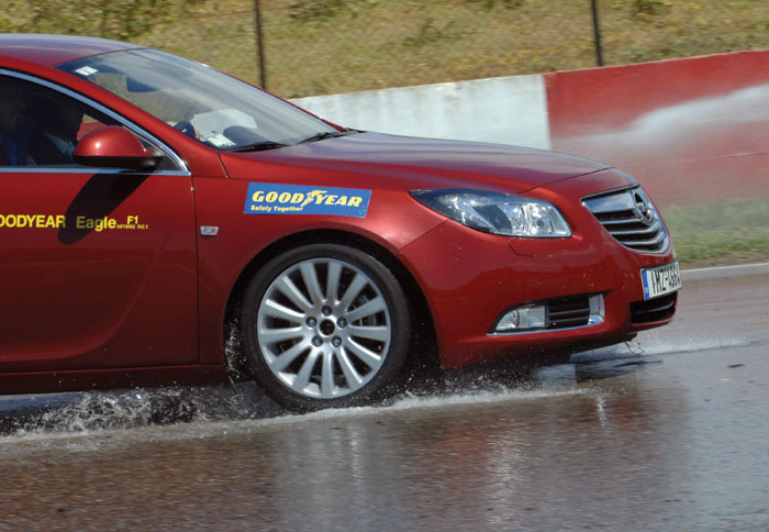 Goodyear Eagle F1 Asymmetric 2