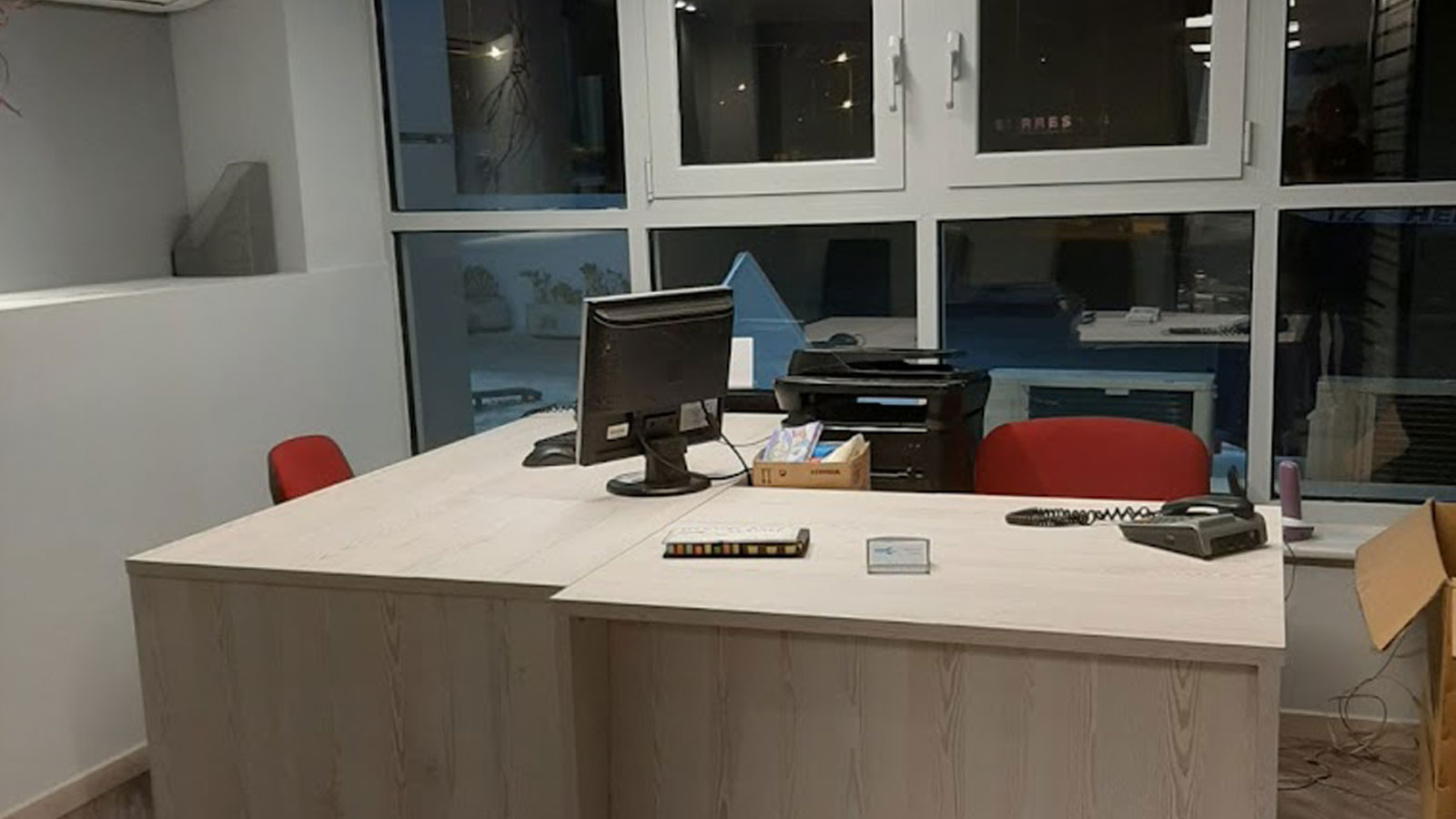 Hellas Auto Service εγγυημένες υπηρεσίες συνεργείου και Φανοποιίας