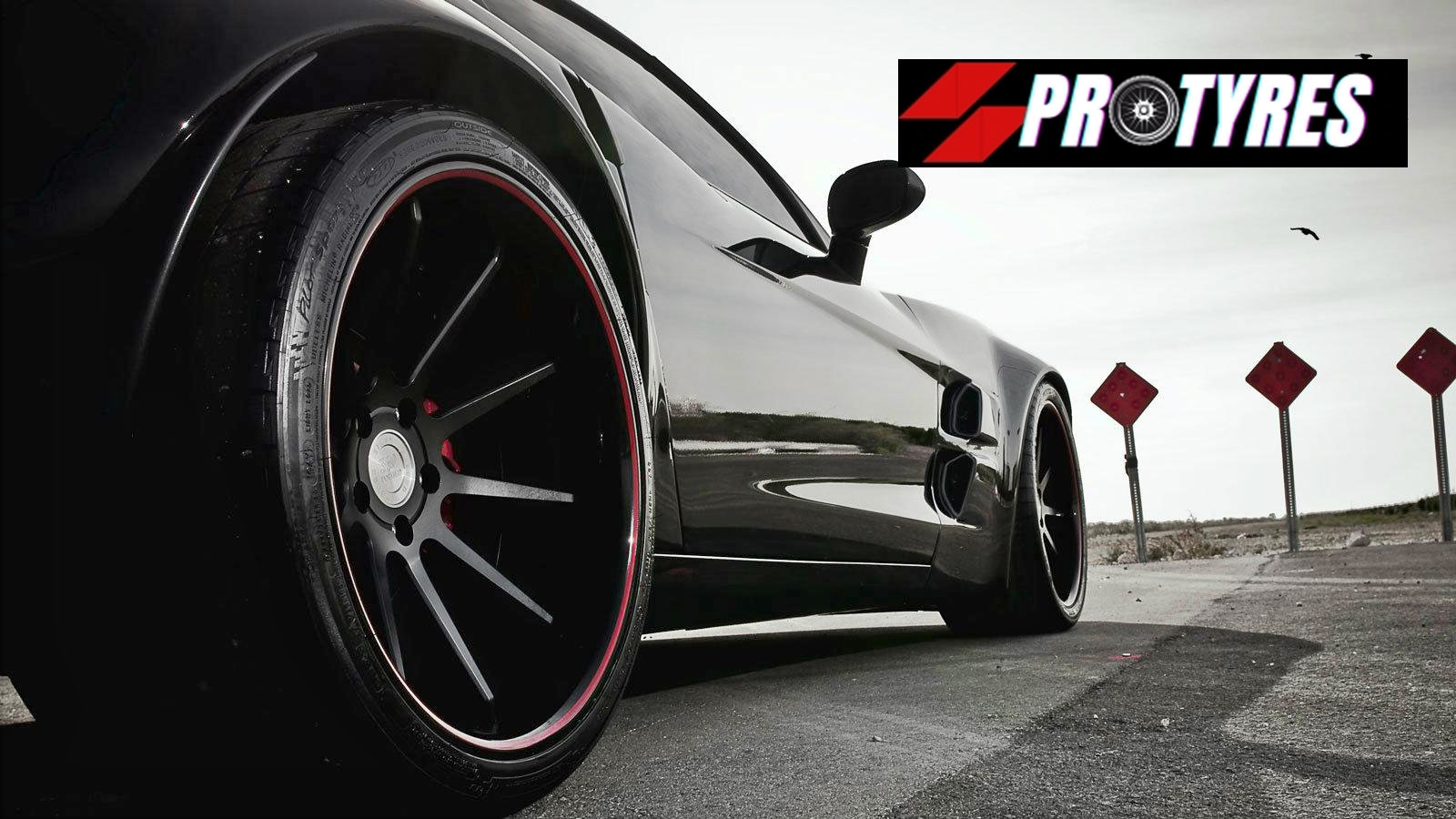 H Pro Tyres διαθέτει ένα από τα πρώτα ηλεκτρονικά καταστήματα στο χώρο την ελαστικών και ζαντών και είναι online από το 2010.  Η B2B χρήση κάνει πολύ 