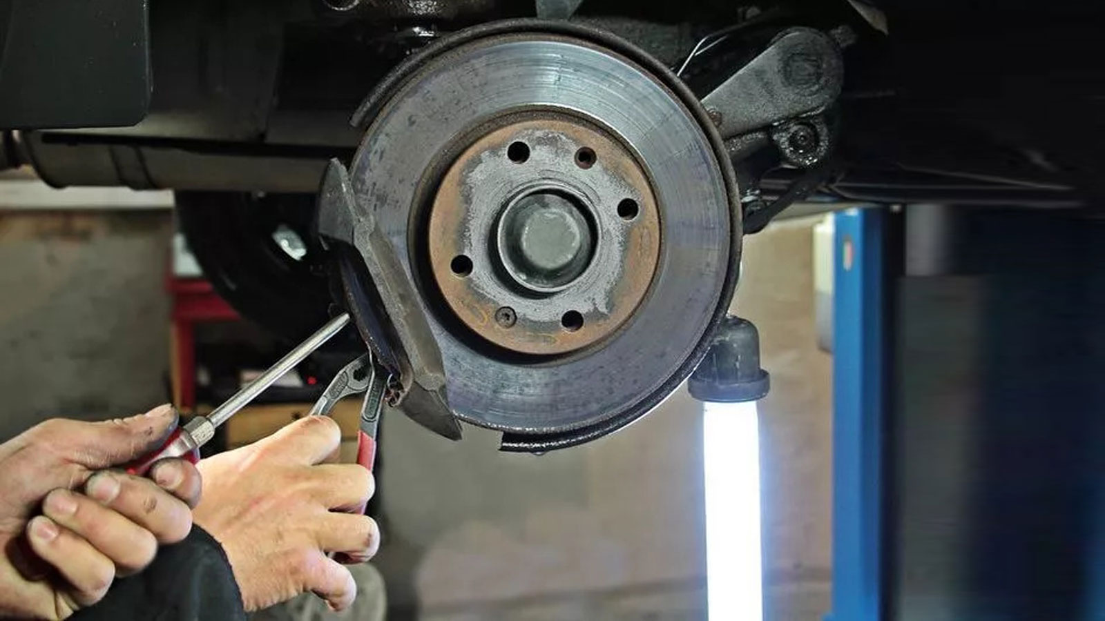 Τρίμπος service εγγυημένο ford συνεργείο στην Αργυρούπολη