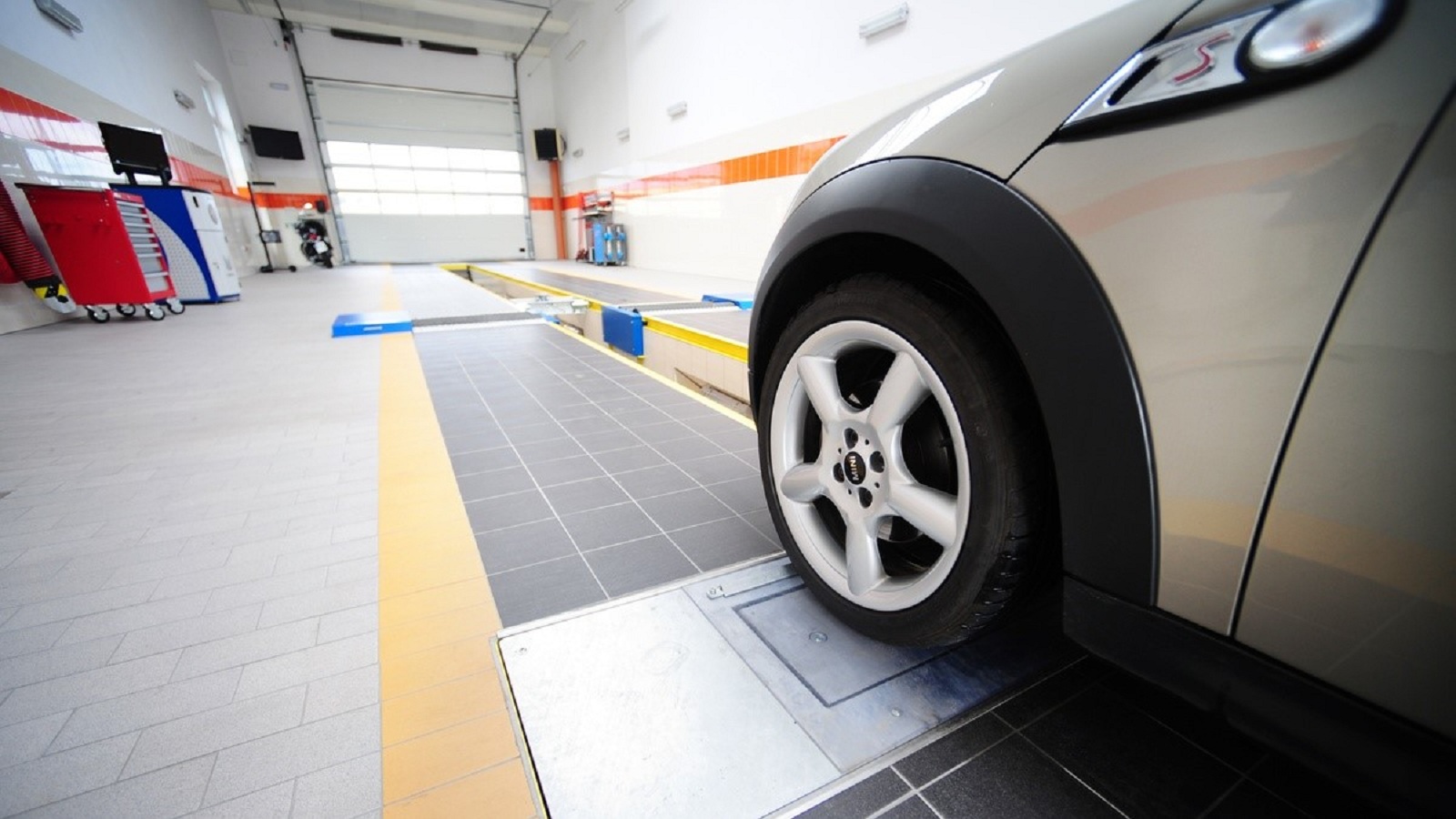 Το ξέρατε ότι ο έλεγχος ΚΤΕΟ μπορεί να σας γλυτώσει από έξοδα; Ο έγκαιρος έλεγχος, πέρα από την ασφάλεια που μας προσφέρει - καθώς επιβεβαιώνει πως οδ