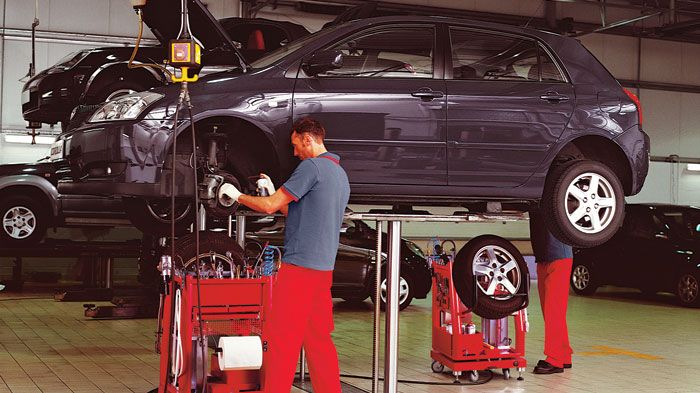 Το αυτοκίνητο αντικατάστασης Toyota θα δοθεί, εφόσον το αυτοκίνητο του πελάτη χρειαστεί να παραμείνει στις εγκαταστάσεις του εξουσιοδοτημένου δικτύου 