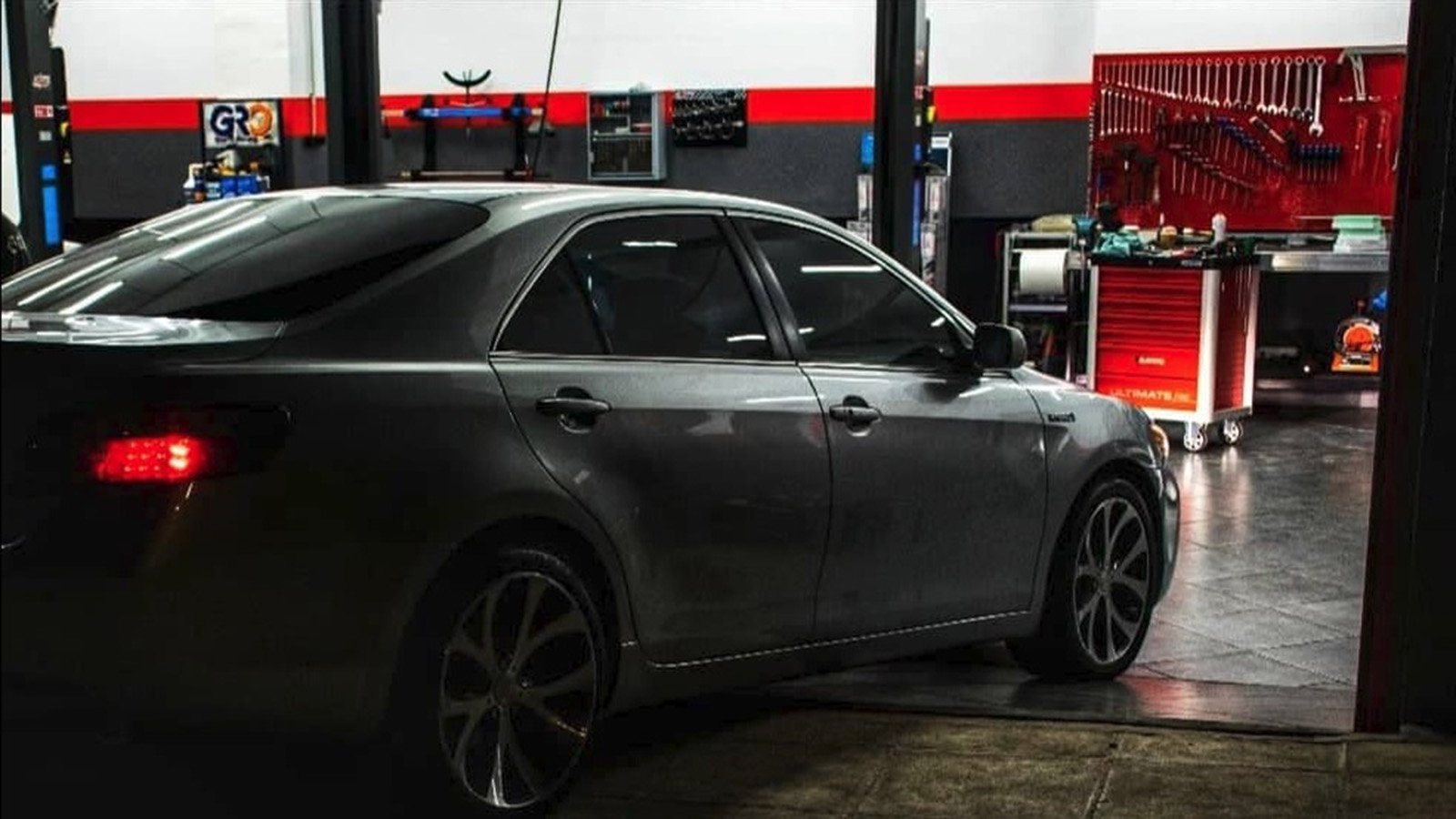 Kalafatis Autoworks ολοκληρωμένες Υπηρεσίες βελτιώσεων & επισκευών με πολυετή τεχνογνωσία