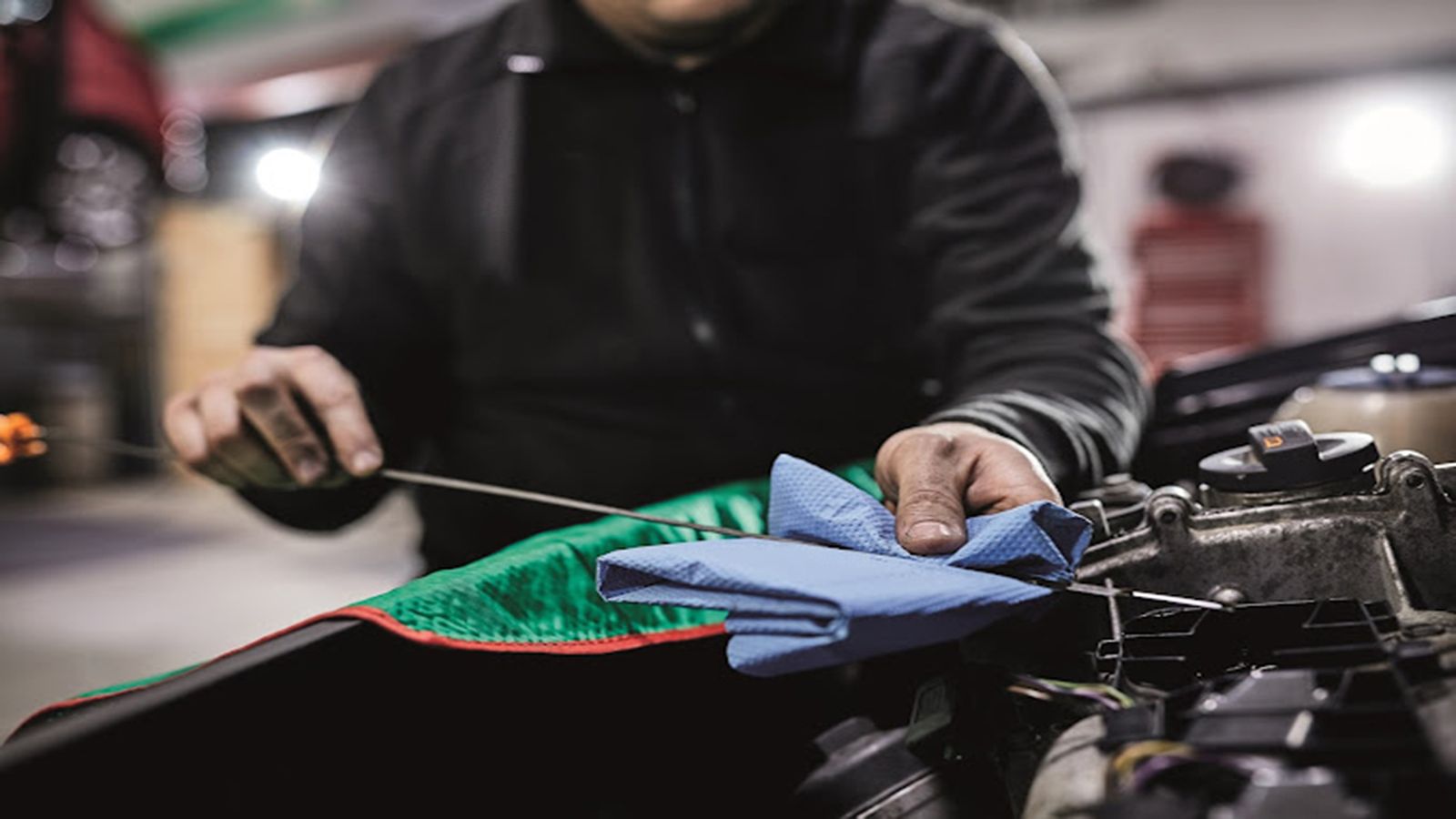 Ladoukakis Castrol Auto Service  η τέχνη της εγγυημένης συντήρησης στις Αχαρνές