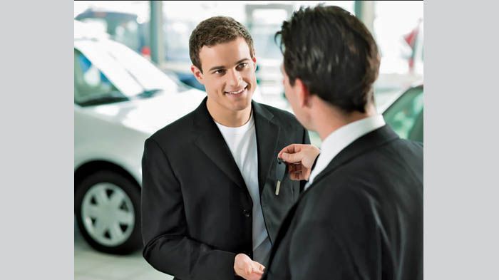 Η χρονομίσθωση απευθύνεται σε ΟΛΟΥΣ.
Σε ιδιώτες (φυσικά πρόσωπα), μισθωτούς, συνταξιούχους, σε ελεύθερους επαγγελματίες, ιατρούς, δικηγόρους, μηχανικ