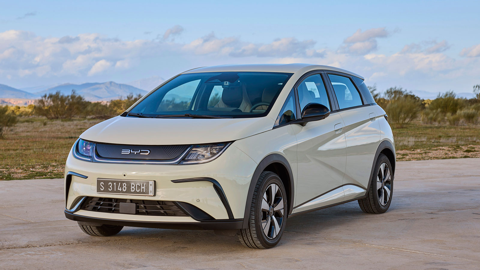 BYD DOLPHIN - FWD  DESIGN   