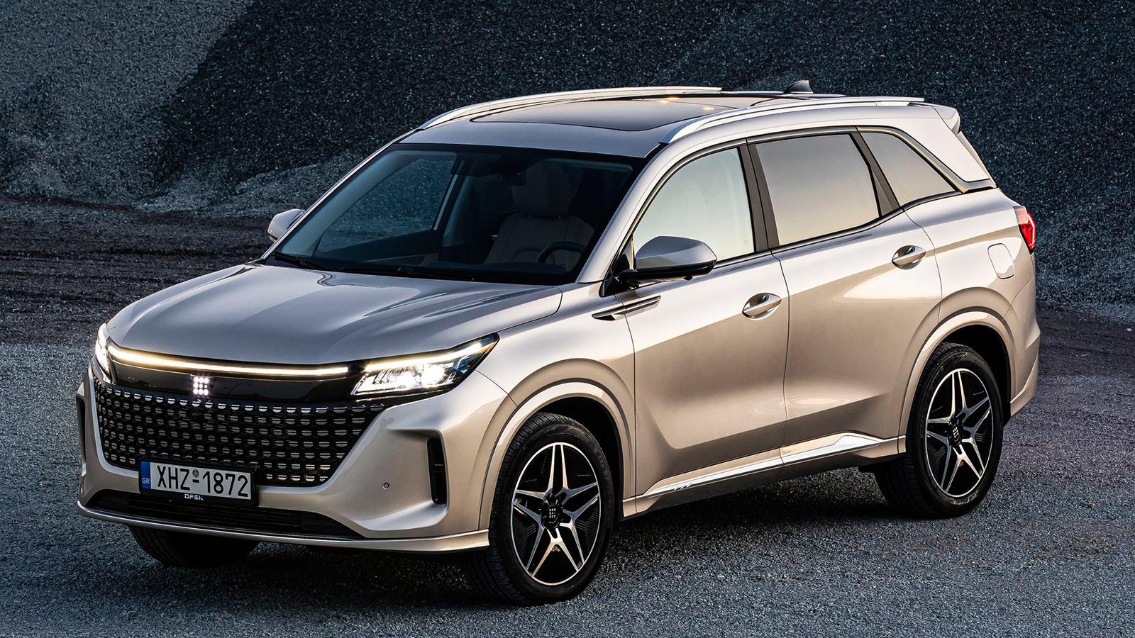 DFSK E5 - 1.5 PHEV COMFORT Plug-in hybrid  