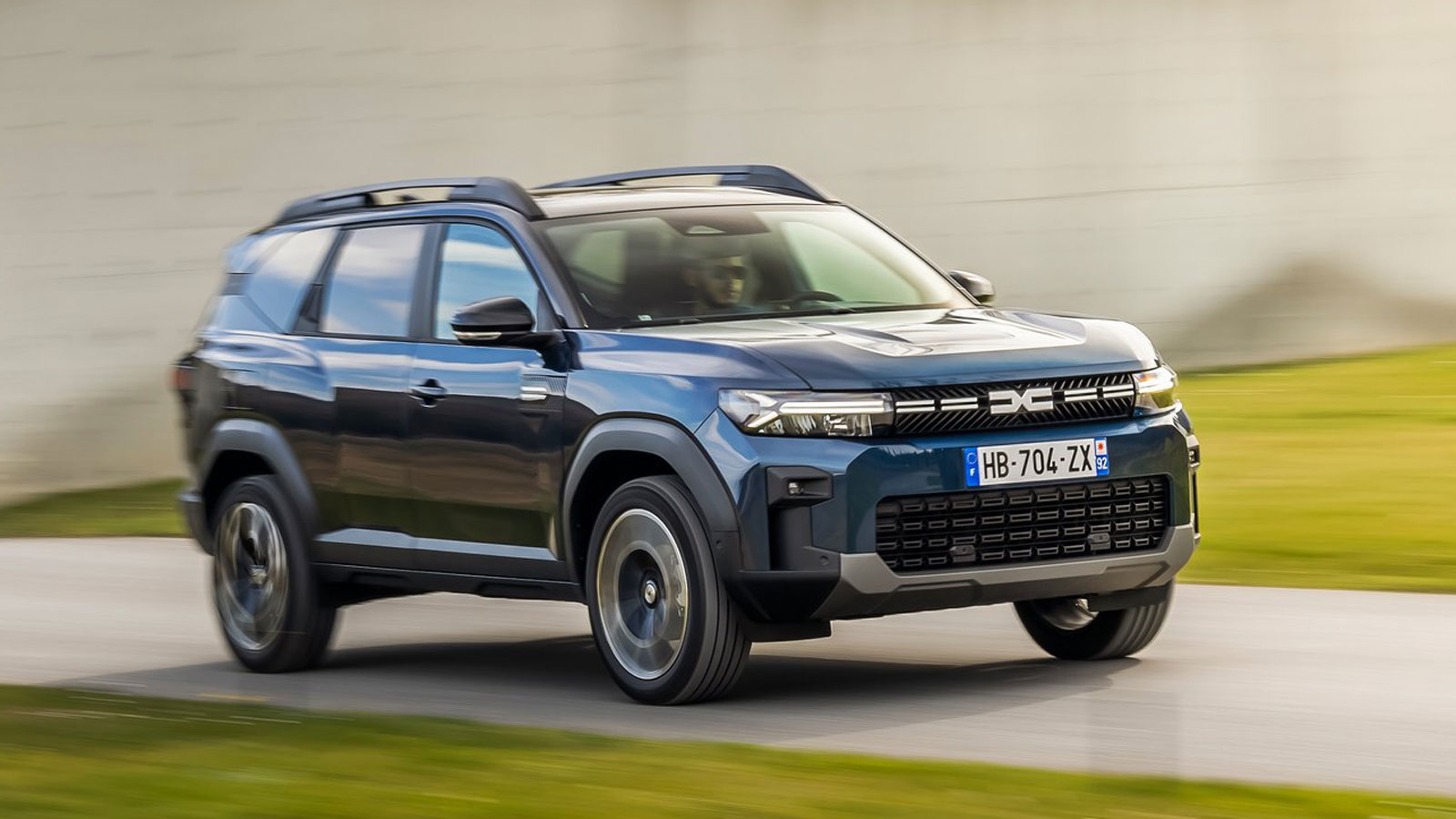 DACIA BIGSTER - Mild Hybrid ESSENTIAL Mild hybrid  