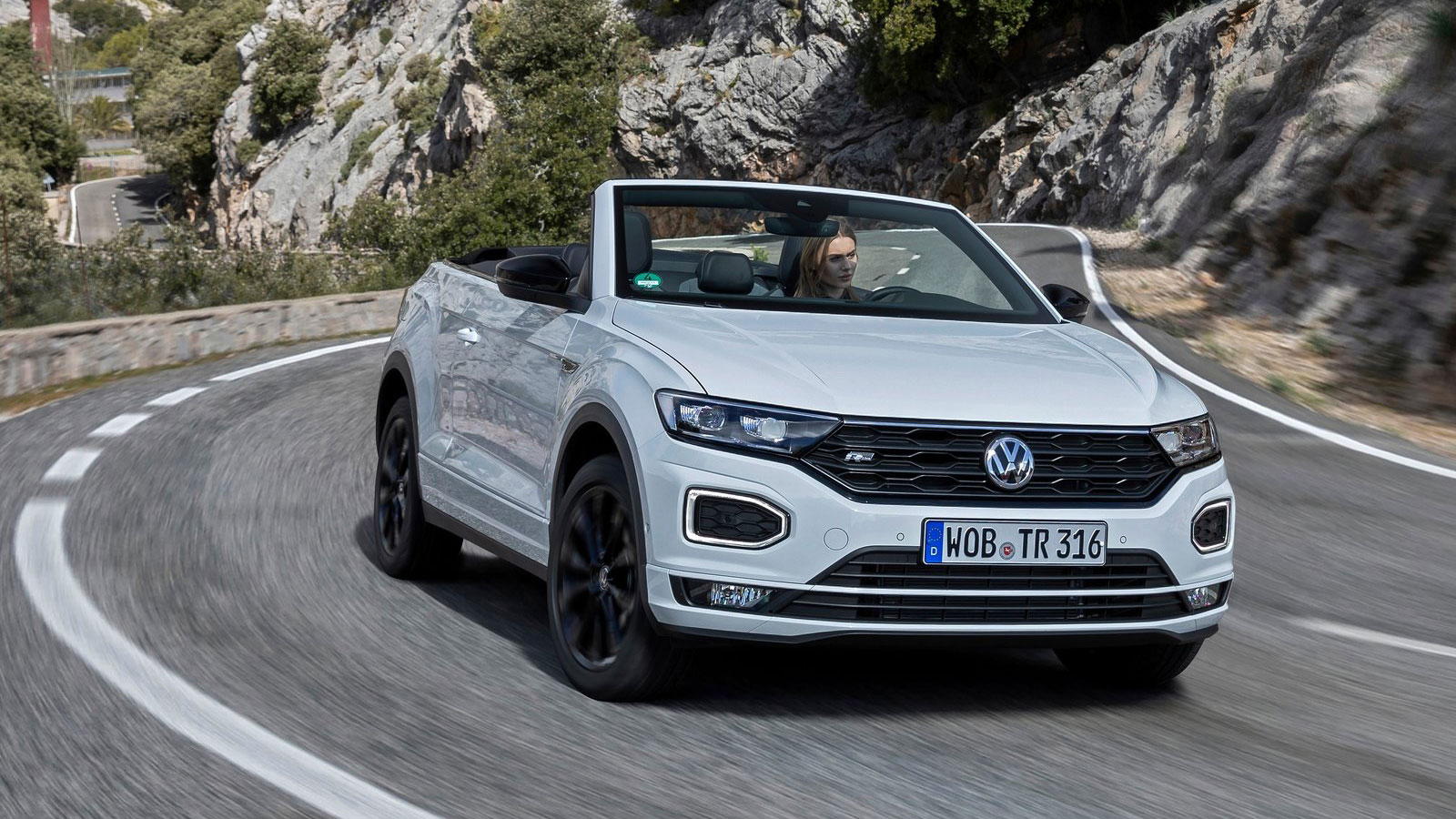 VOLKSWAGEN T-ROC CABRIO - 1.5 TSI 150 PS DSG  BASIC   