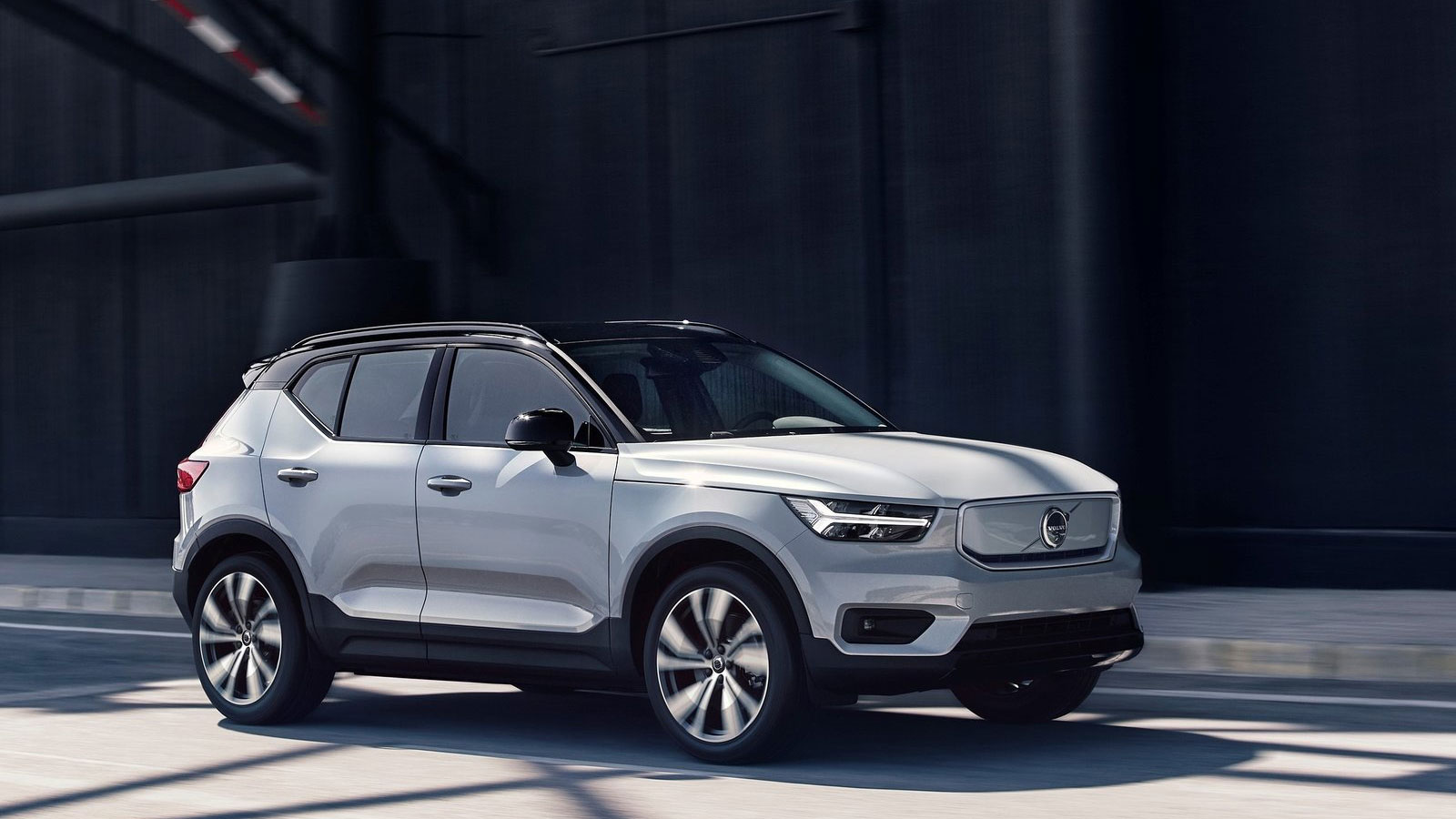 VOLVO XC40 - 2.0 163 PS AUTO  CORE Mild hybrid  