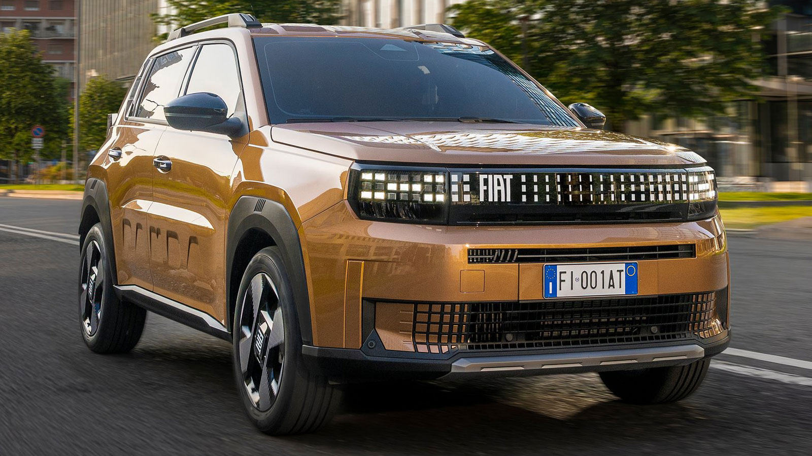 FIAT GRANDE PANDA - ELECTRIC RED   