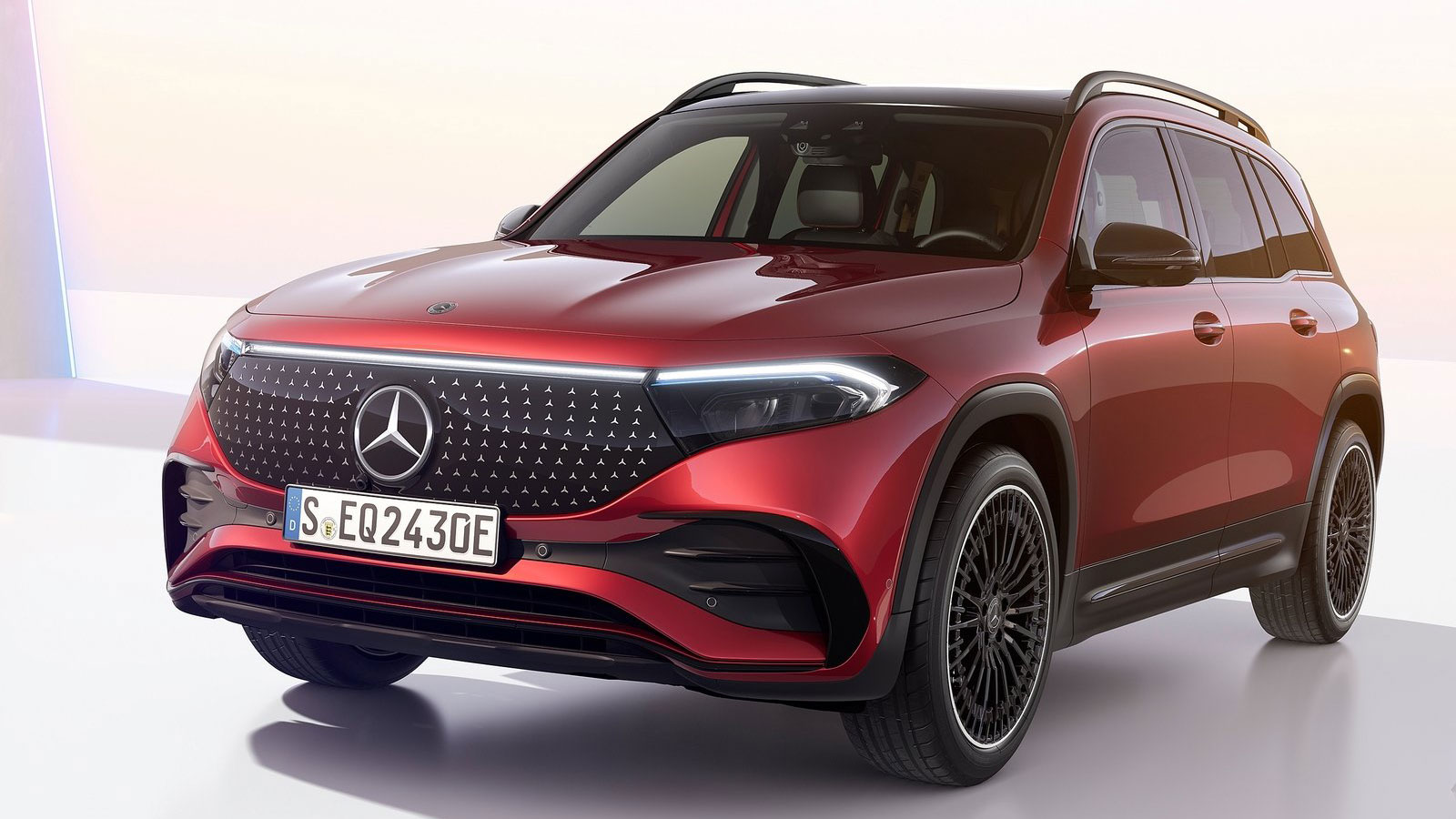 MERCEDES EQB - 250+  BASIC FL   