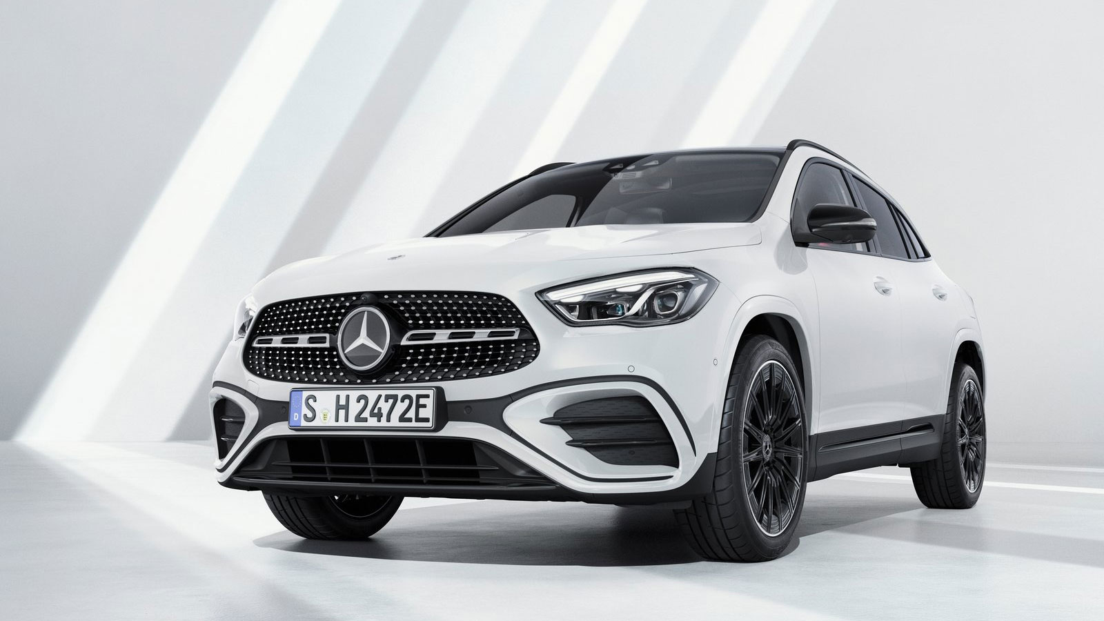 MERCEDES GLA - 180 mHEV  STYLE Mild hybrid  