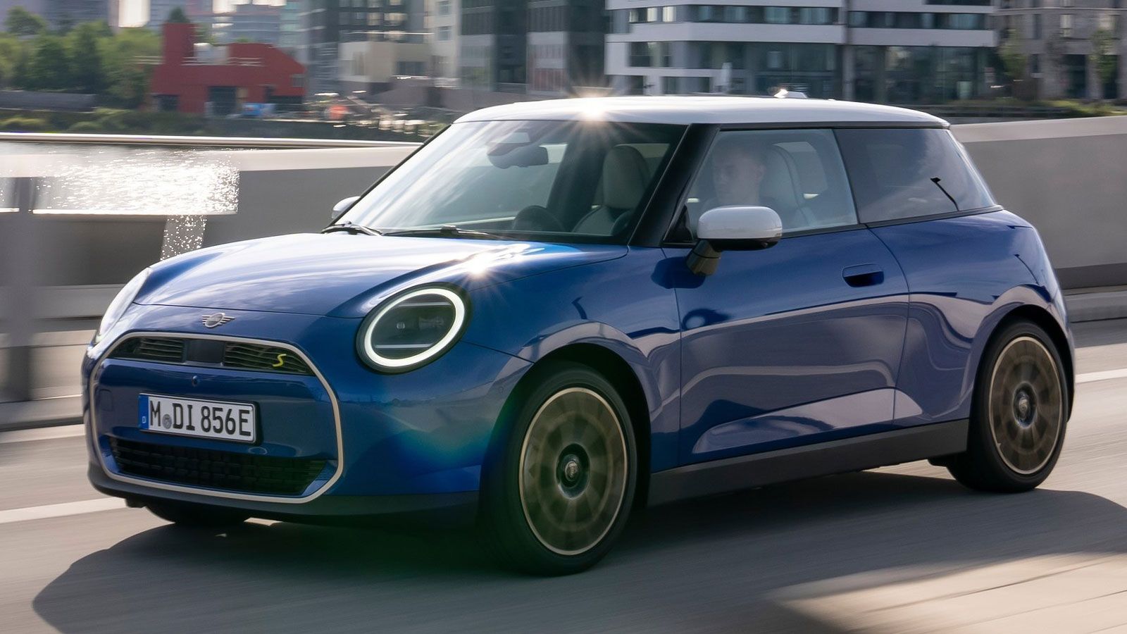 MINI COOPER 3 - SE  ESSENTIAL TRIM   