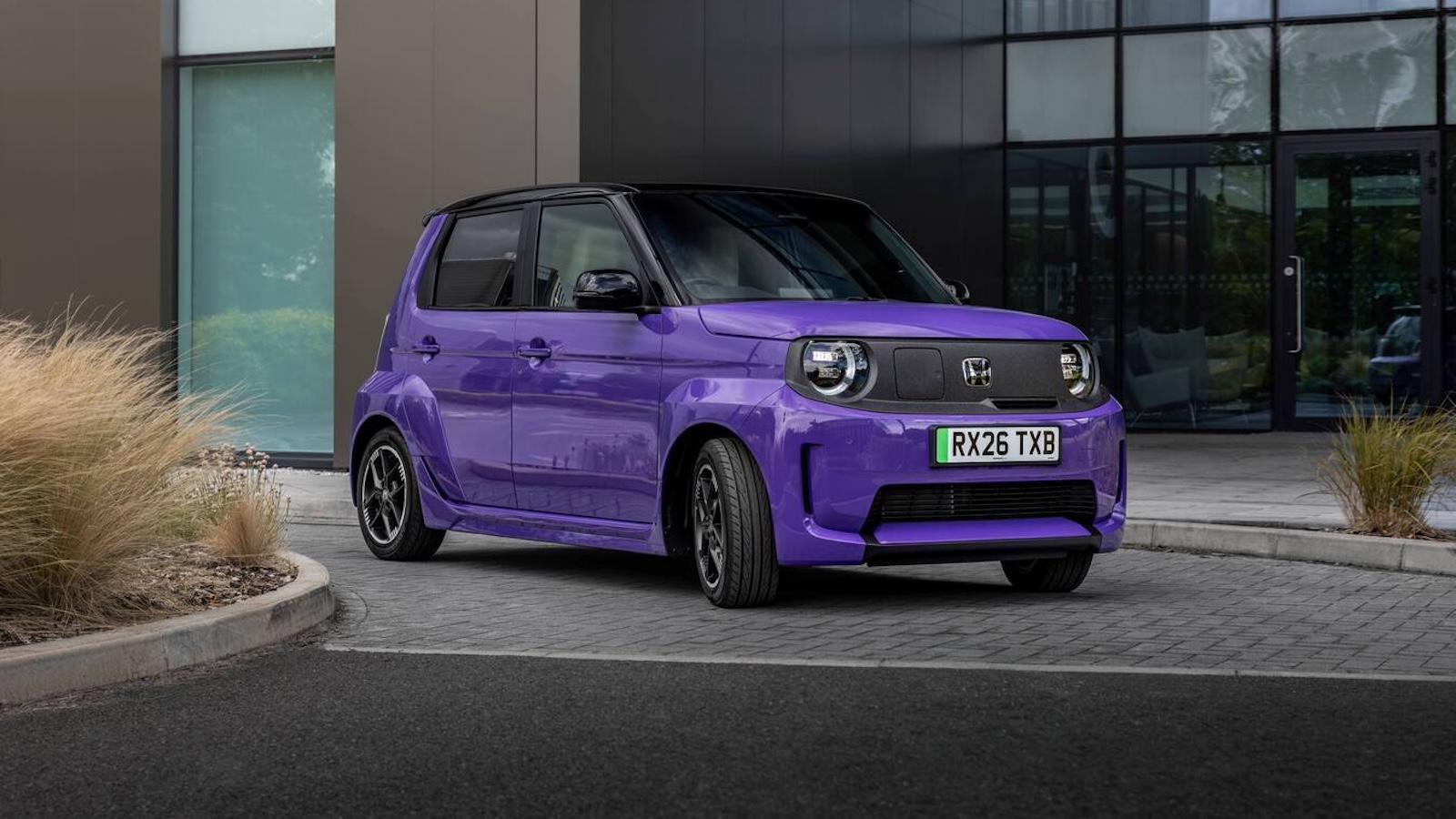 Αντλώντας έμπνευση από το εμβληματικό City Turbo II της δεκαετίας του 80 και βασισμένο στην πετυχημένη πλατφόρμα των ιαπωνικών «Kei cars», το Super-N έρχεται να ταράξει τα νερά των αστικών μετακινήσεω Αντλώντας έμπνευση από το εμβληματικό City Turbo II της δεκαετίας του 80 και βασισμένο στην πετυχημένη πλατφόρμα των ιαπωνικών «Kei cars», το Super-N έρχεται να ταράξει τα νερά των αστικών μετακινήσεω