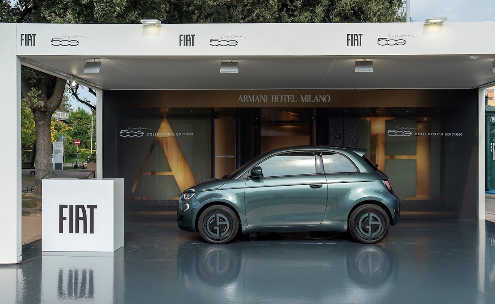 Το 500e Giorgio Armani CollectorΆs Edition είναι η ειδική έκδοση, που σχεδιάστηκε σε συνεργασία με τον αείμνηστο Giorgio Armani.