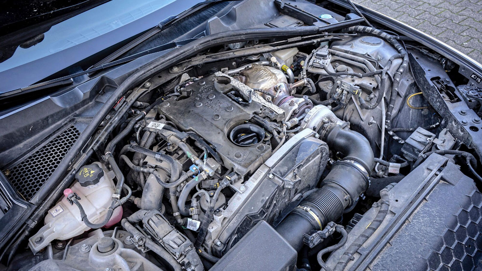 Προβλήματα στο AdBule των diesel εκδόσεων, ρελέ αντλίας καυσίμου και βλάβη στο turbo στις βενζινοκίνητες 