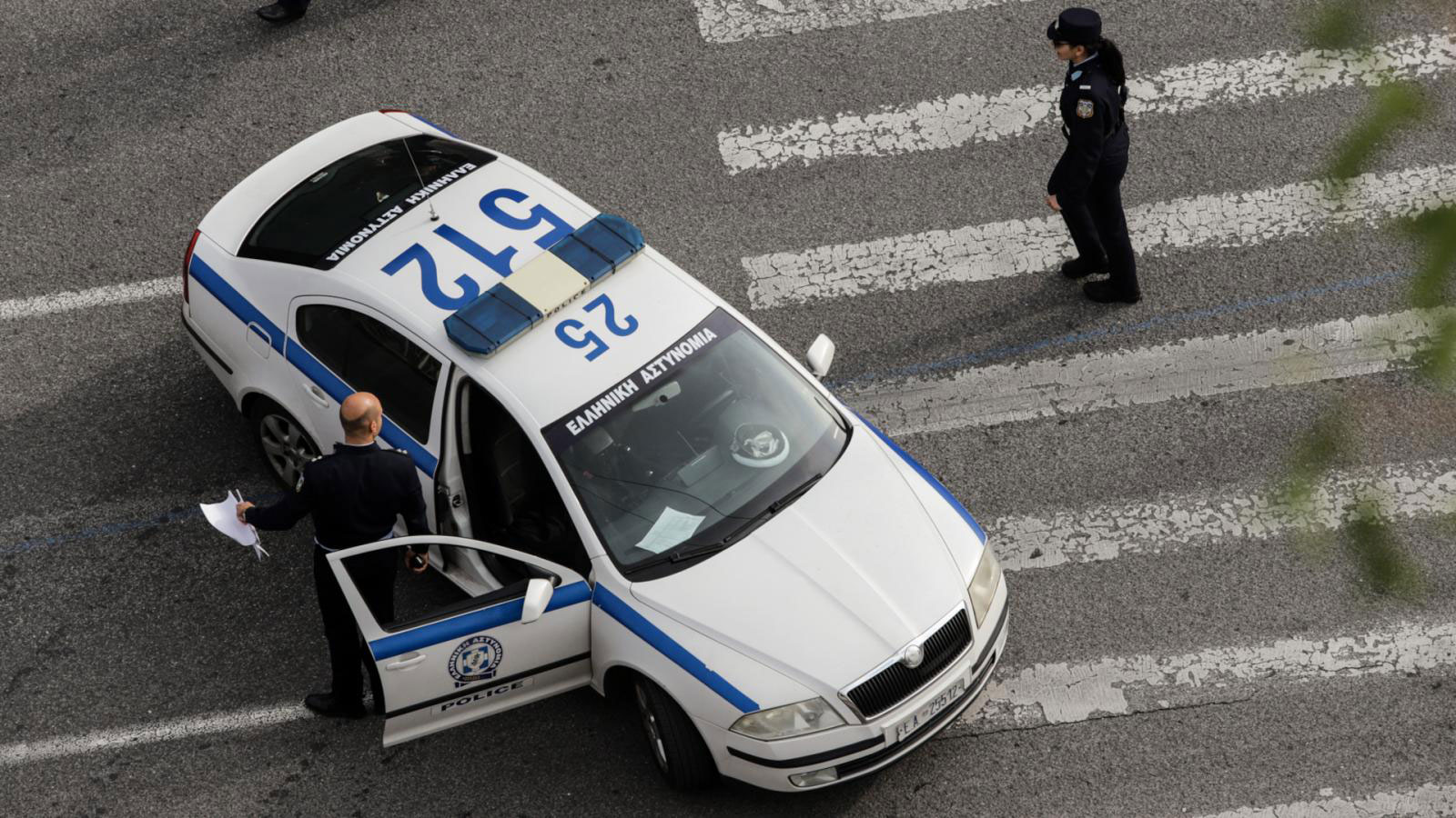 Απίστευτο σκηνικό στα Λιόσια: Περιπολικό καταδίωκε ΙΧ με 8χρονο οδηγό 