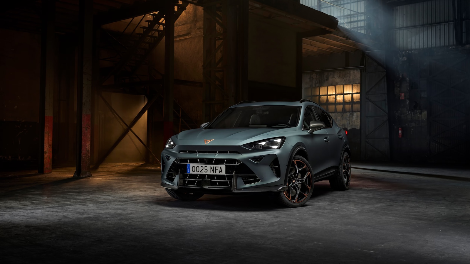 CUPRA Formentor VZ5: Επιστροφή του εμβληματικού 5κύλινδρου σε 4.000 κομμάτια CUPRA Formentor VZ5: Επιστροφή του εμβληματικού 5κύλινδρου σε 4.000 κομμάτια