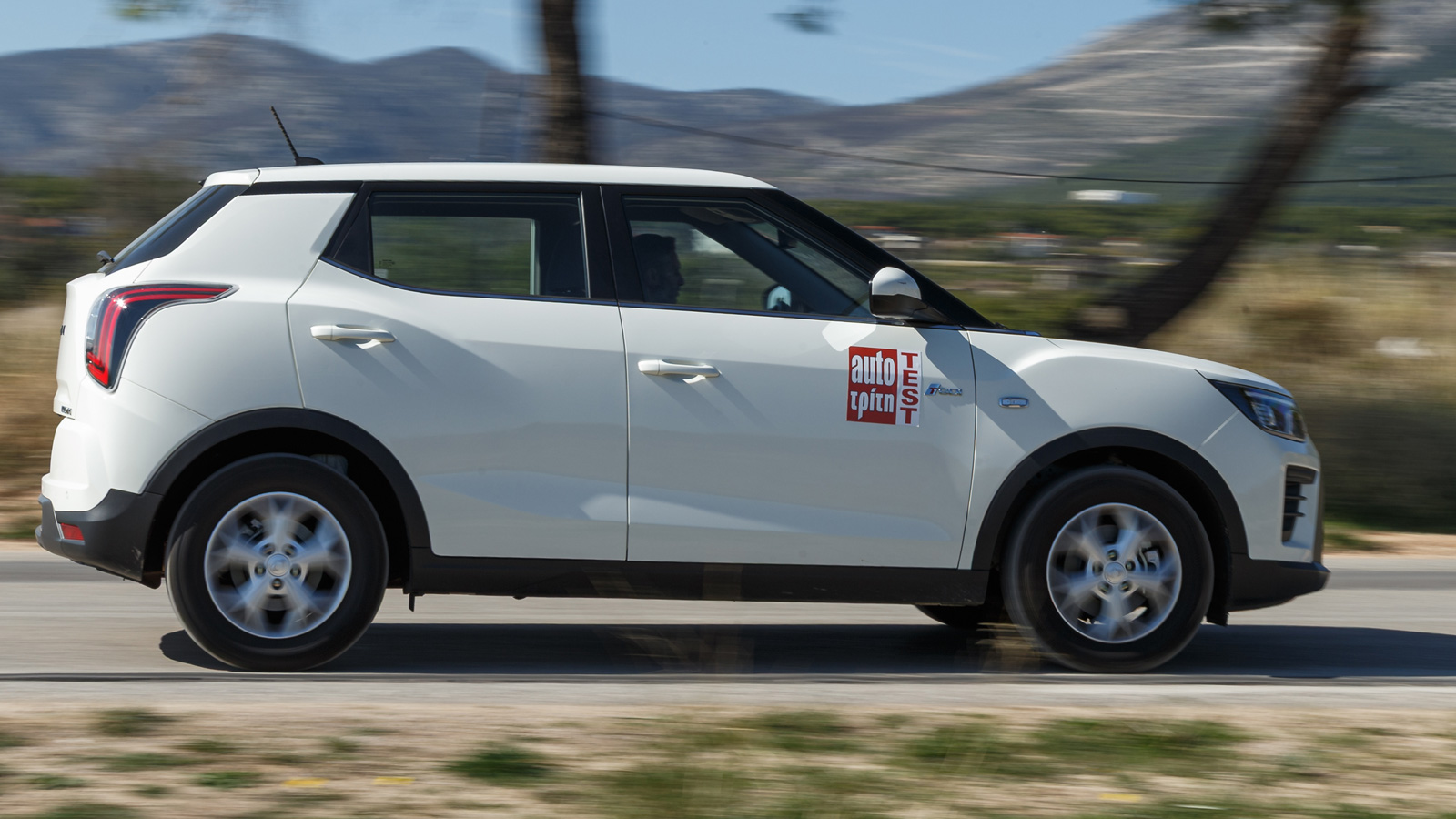 Κινητήρας-Κατανάλωση: Έχει «νεύρο» και ταιριάζει με το αυτόματο κιβώτιο, αλλά «τσιμπάει» σε κατανάλωση